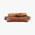 Joan Brown Suede × Leather 03-20-86585リボットホースヘッドフラップ ブラウン スエード × レザー ジョアン 03-20-86585