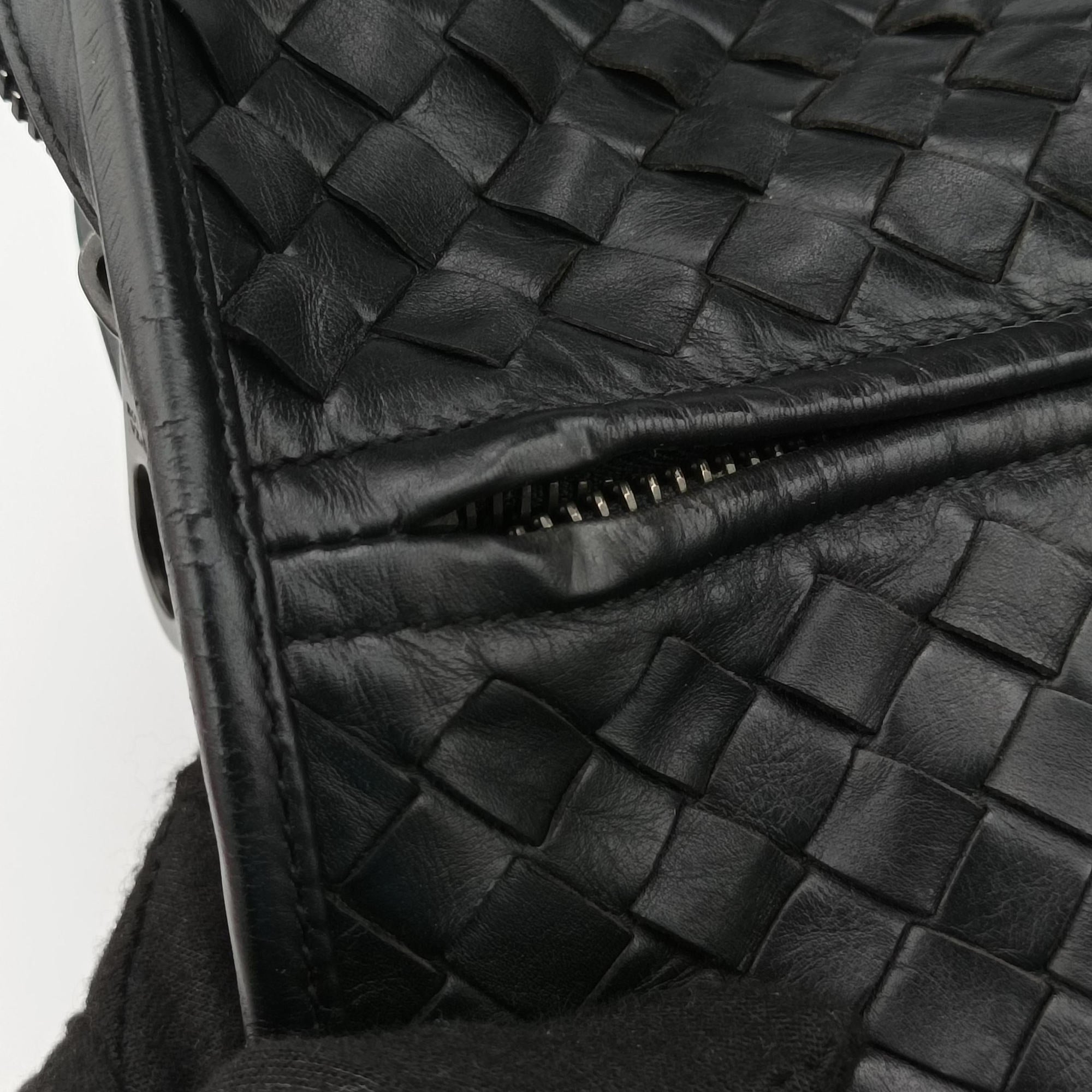 Intrecciato Black lambskin B03241013Cイントレチャート ブラック ラムスキン B03241013C