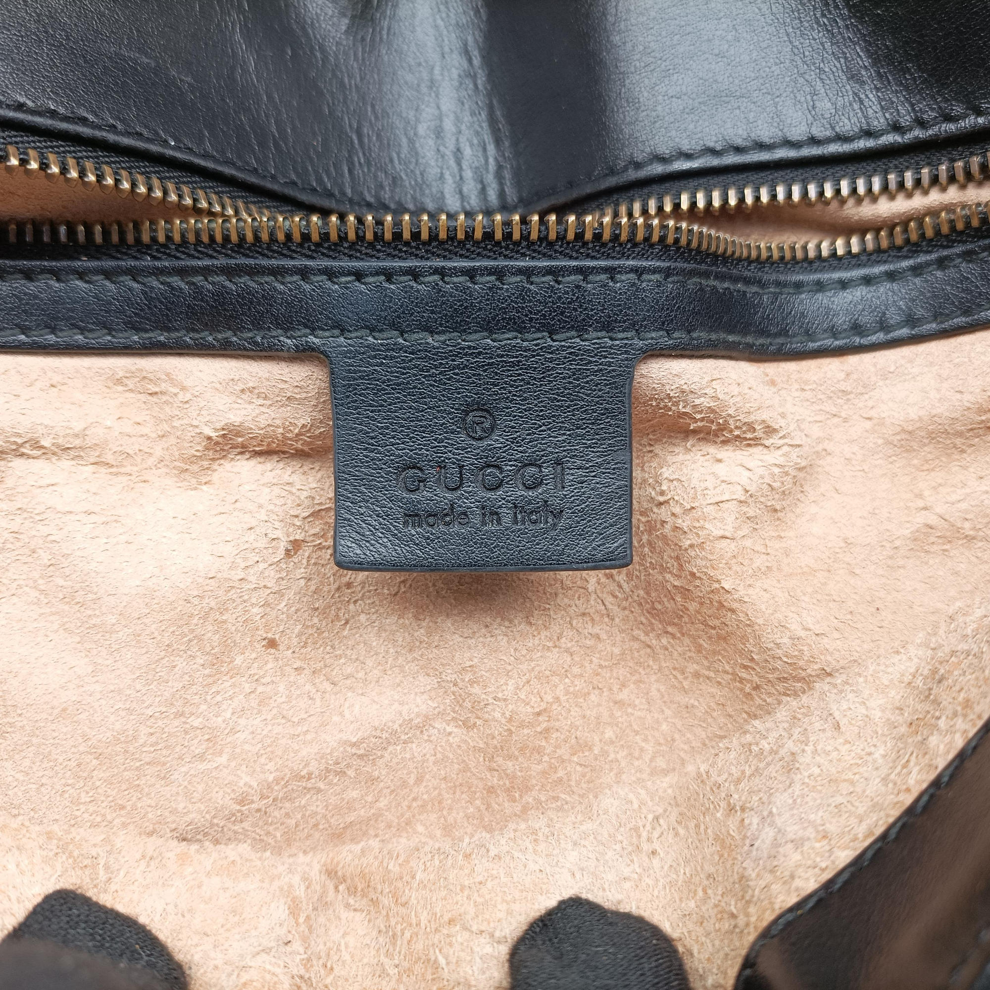 GG Marmont Black Leather 443497 G025889857GGマーモント ブラック レザー 443497 G025889857