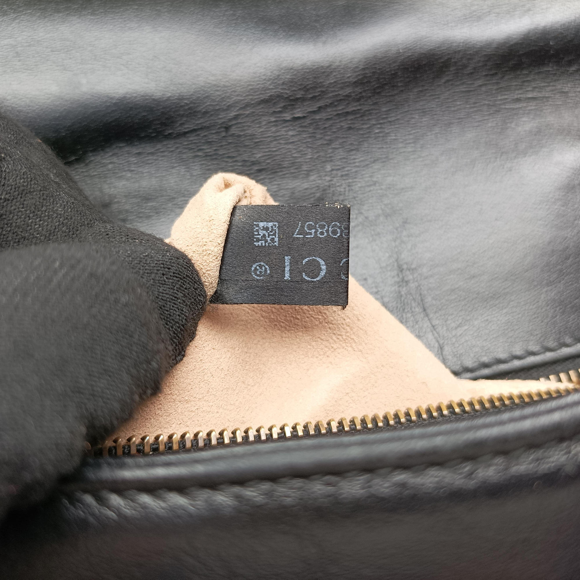GG Marmont Black Leather 443497 G025889857GGマーモント ブラック レザー 443497 G025889857