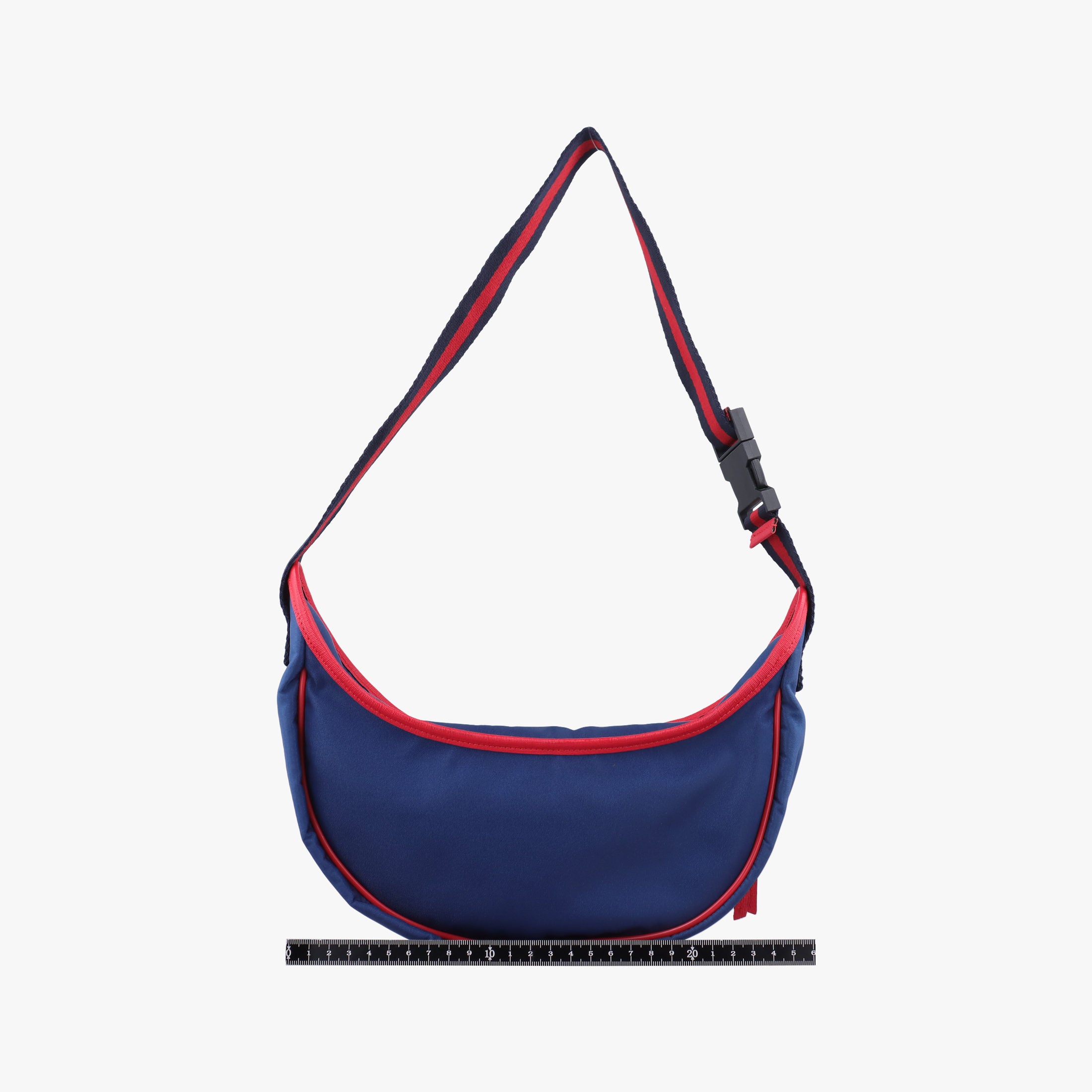 kids half moon bag Blue×Red nylon 611686 キッズ ハーフムーンバッグ ブルー×レッド ナイロン 611686 