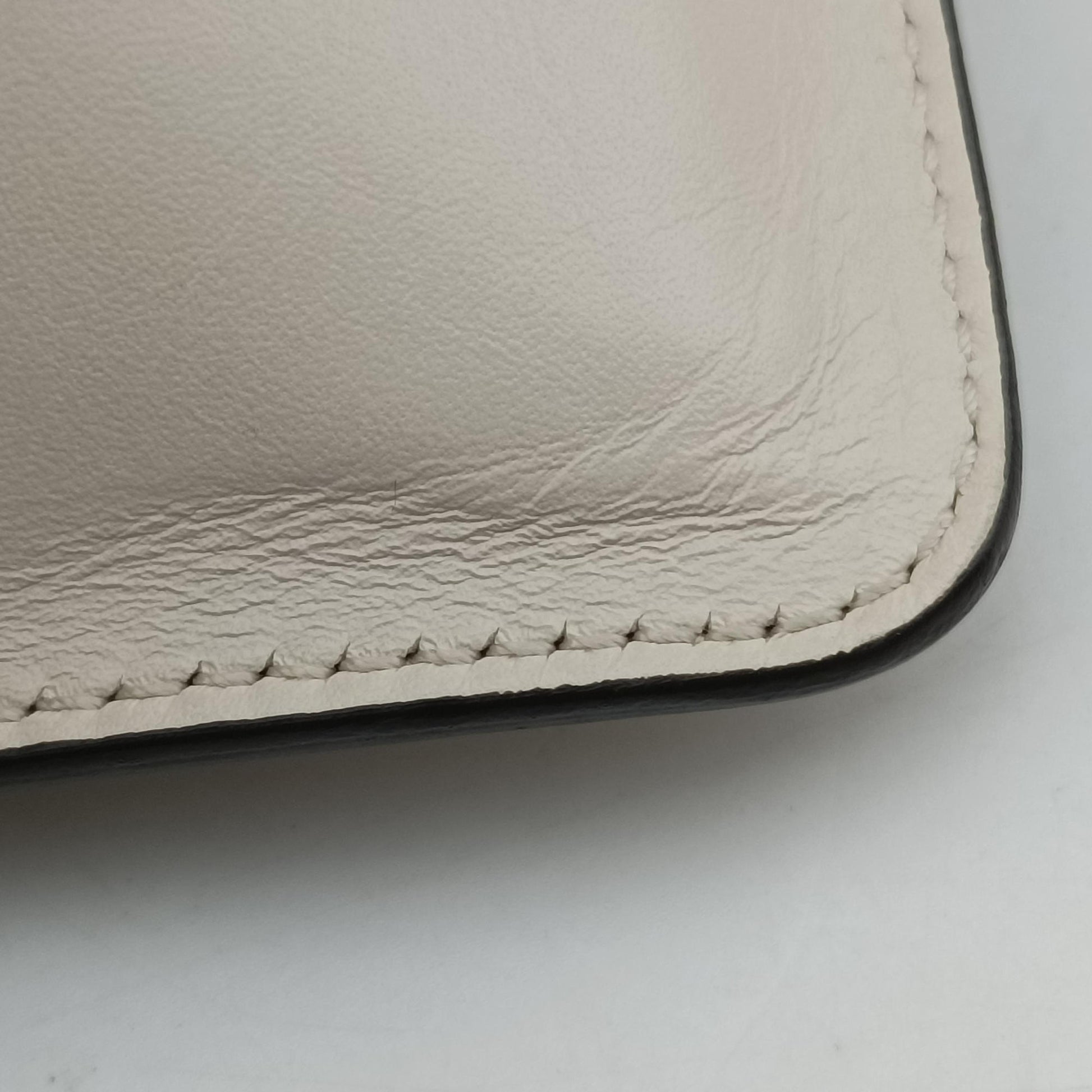 Broadway Pearl Bee White Leather 453778 E022493274ブロードウェイ パール ビー ホワイト レザー 453778 E022493274