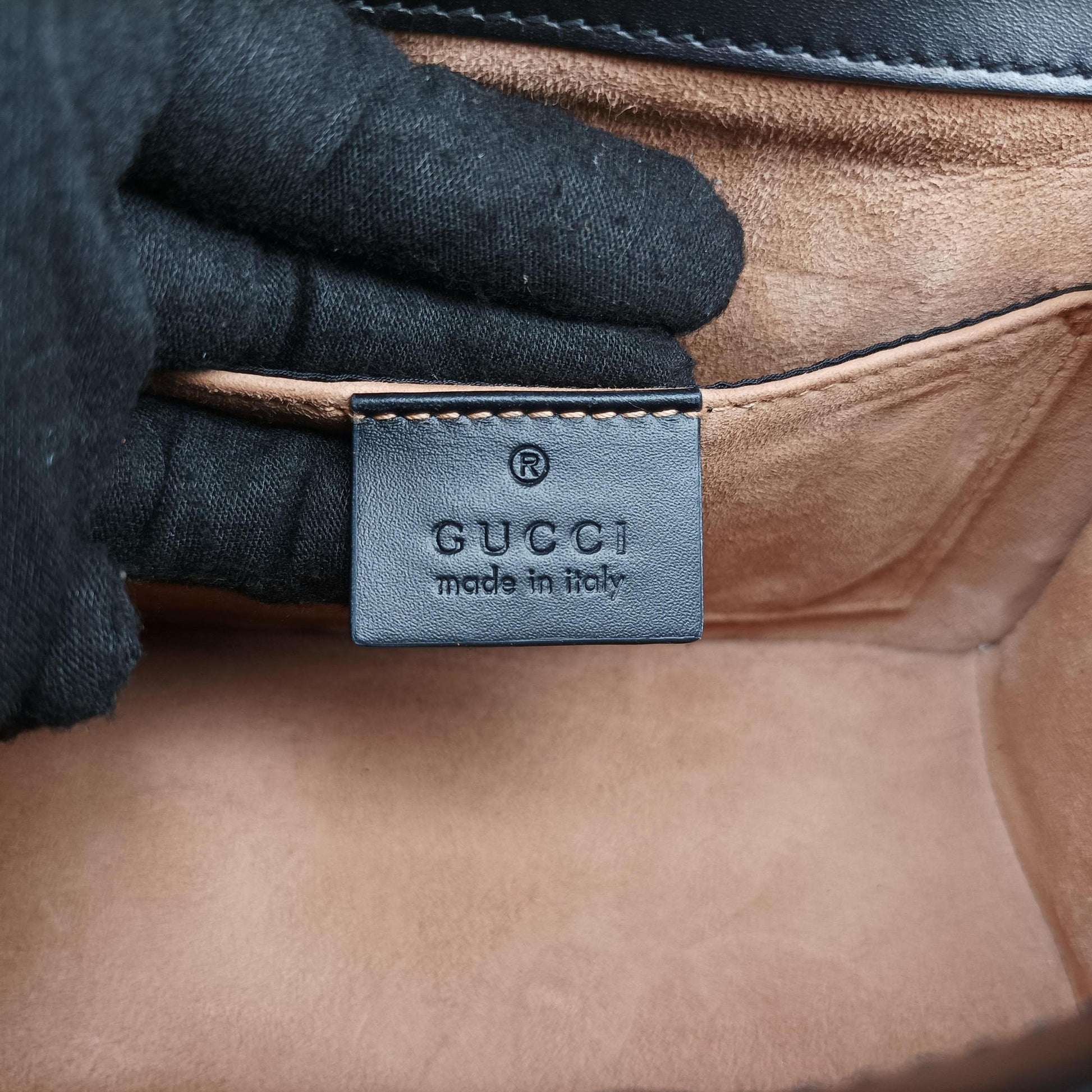 Sylvie Black Leather 470270 H022413199シルヴィ ブラック レザー 470270 H022413199