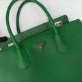 Double Cuir Green SAFFIANO Leather B2756T 14/Dダブル キュイール グリーン サフィアーノレザー B2756T 14/D