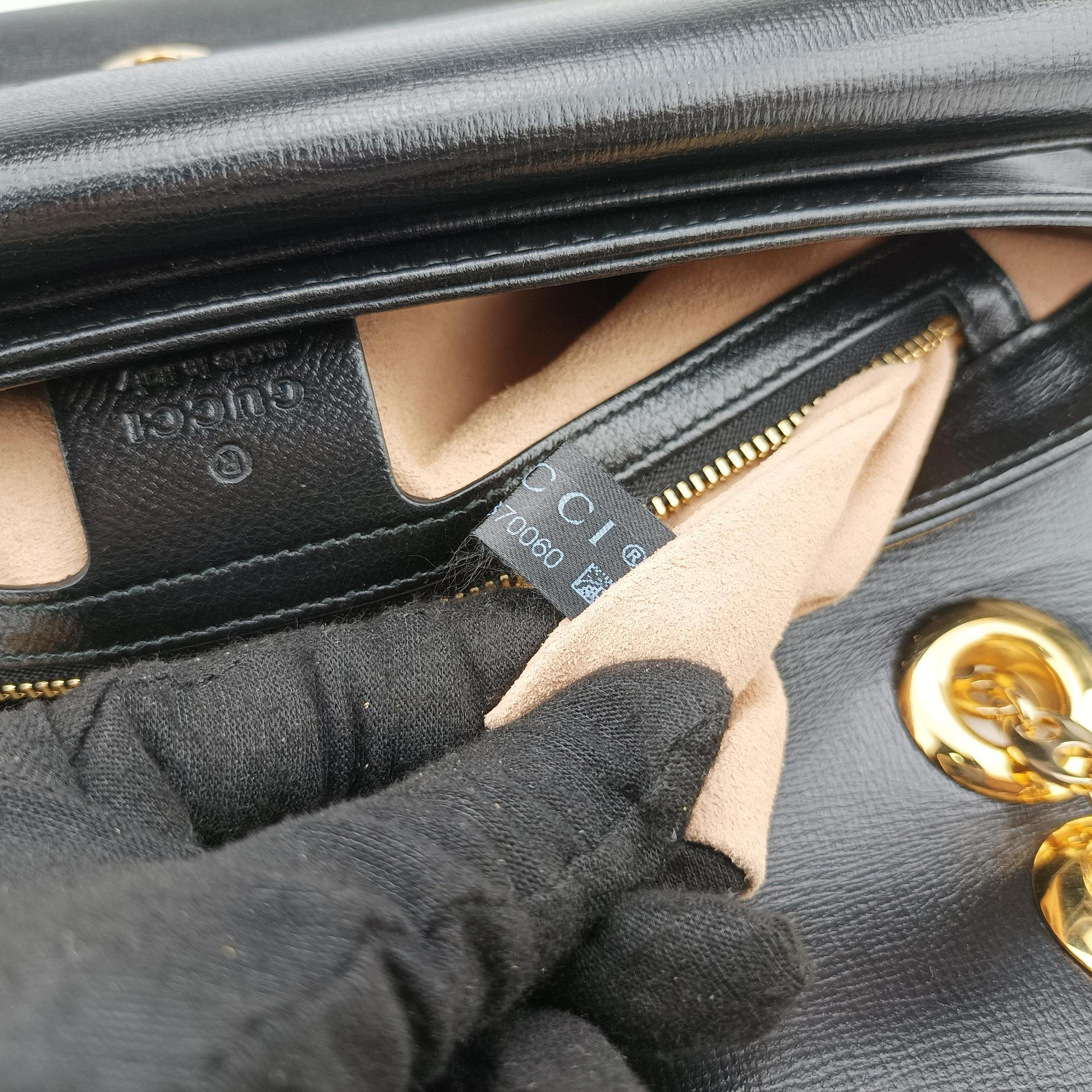 Marina Black Leather 576421 C029870060マリーナ ブラック レザー 576421 C029870060