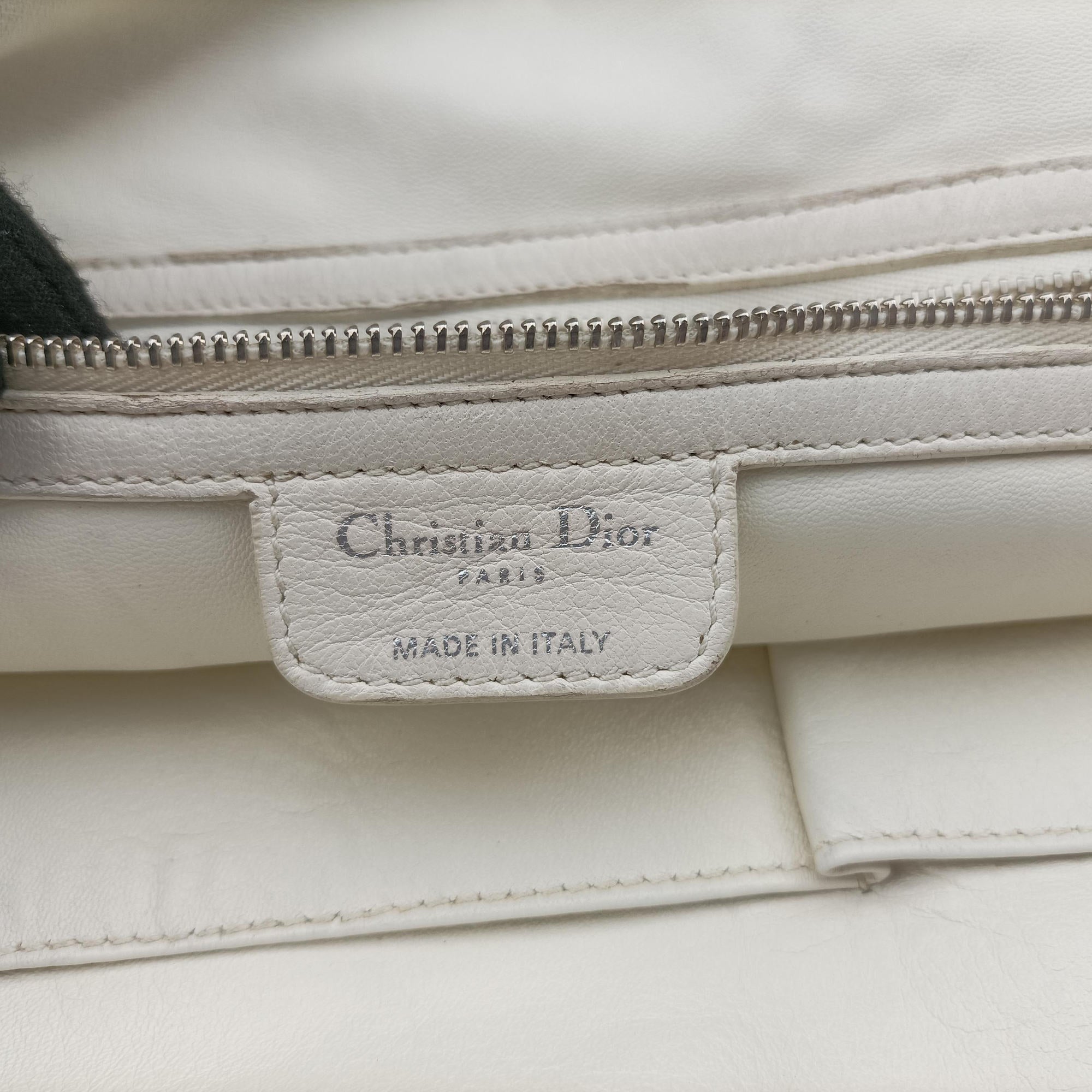 Cannage Dior Soft Shopping White lambskin 94-MA-0019カナージュ ディオール ソフトショッピング ホワイト ラムスキン 94-MA-0019