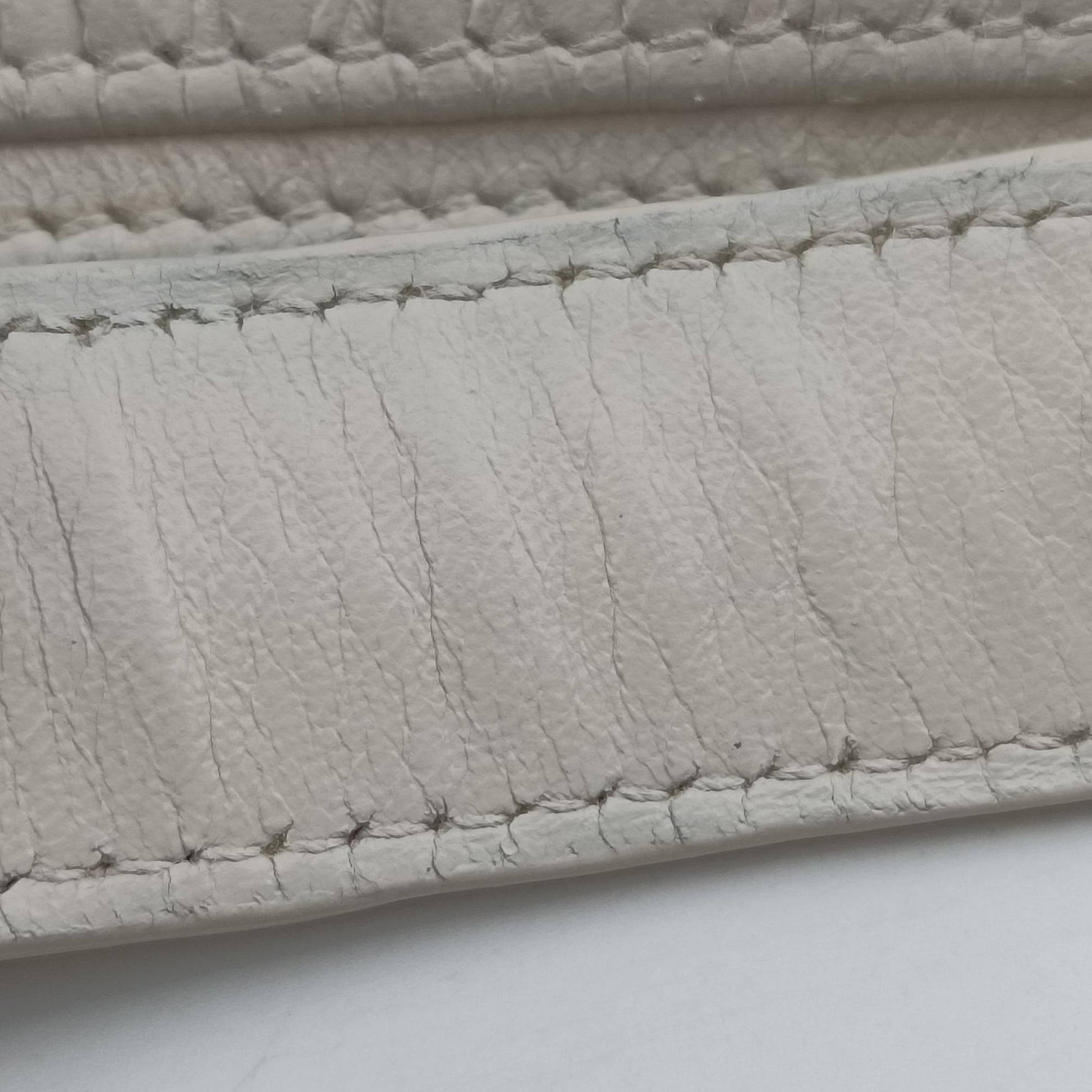 Cannage Dior Soft Shopping White lambskin 94-MA-0019カナージュ ディオール ソフトショッピング ホワイト ラムスキン 94-MA-0019