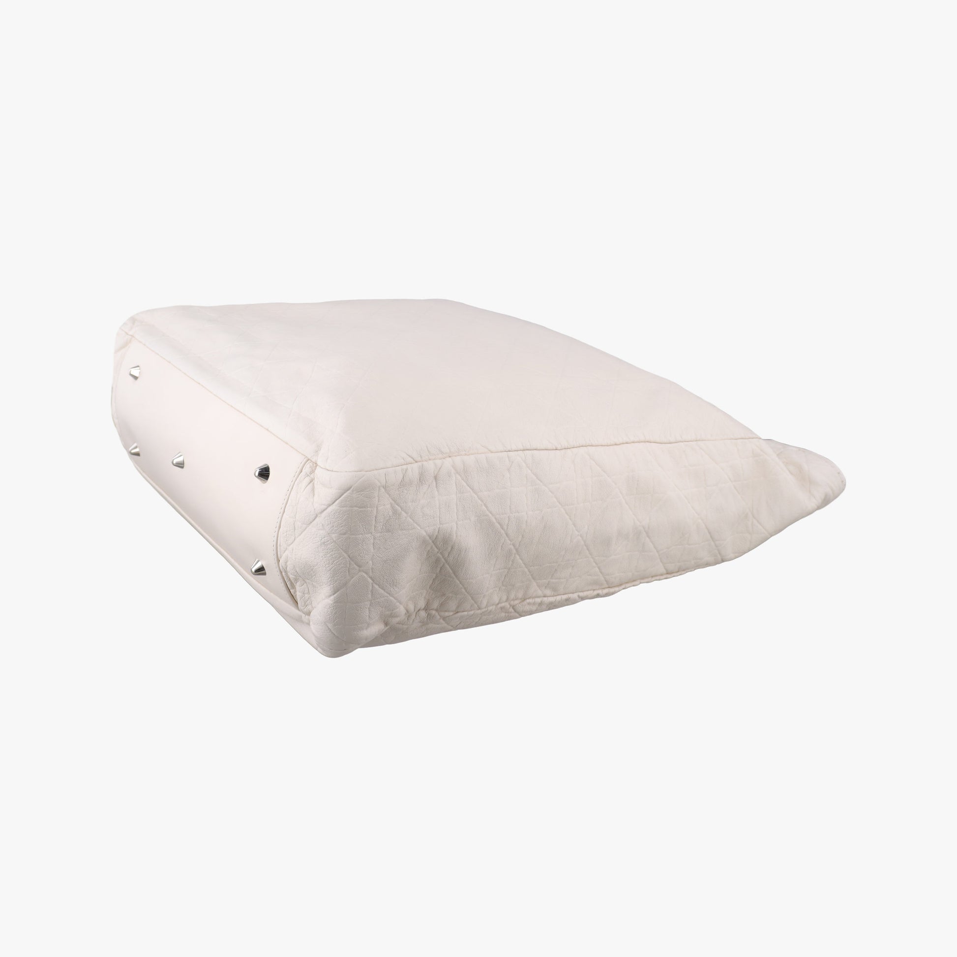 Cannage Dior Soft Shopping White lambskin 94-MA-0019カナージュ ディオール ソフトショッピング ホワイト ラムスキン 94-MA-0019
