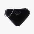 Triangle Chain Pouch Black Leather 230-Aトライアングル チェーン ポーチ ブラック レザー 230-A