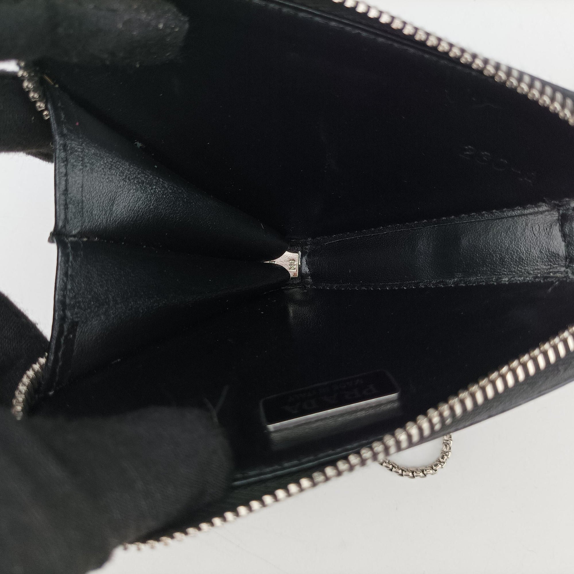 Triangle Chain Pouch Black Leather 230-Aトライアングル チェーン ポーチ ブラック レザー 230-A