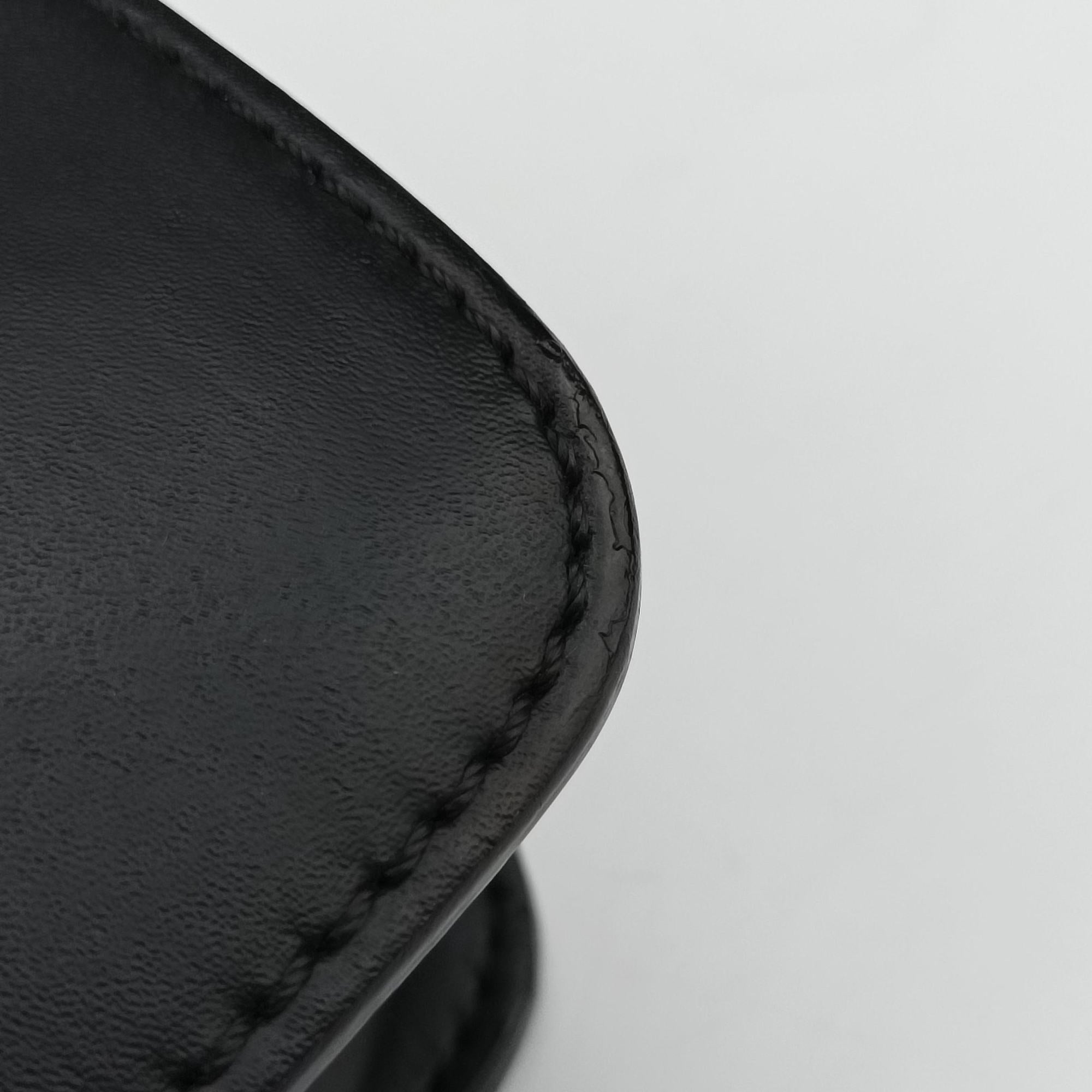 Monster Camera case Black Leather 7VA428 7VA428 A3D8 198-0397モンスター カメラバッグ ブラック レザー 7VA428 7VA428 A3D8 198-0397