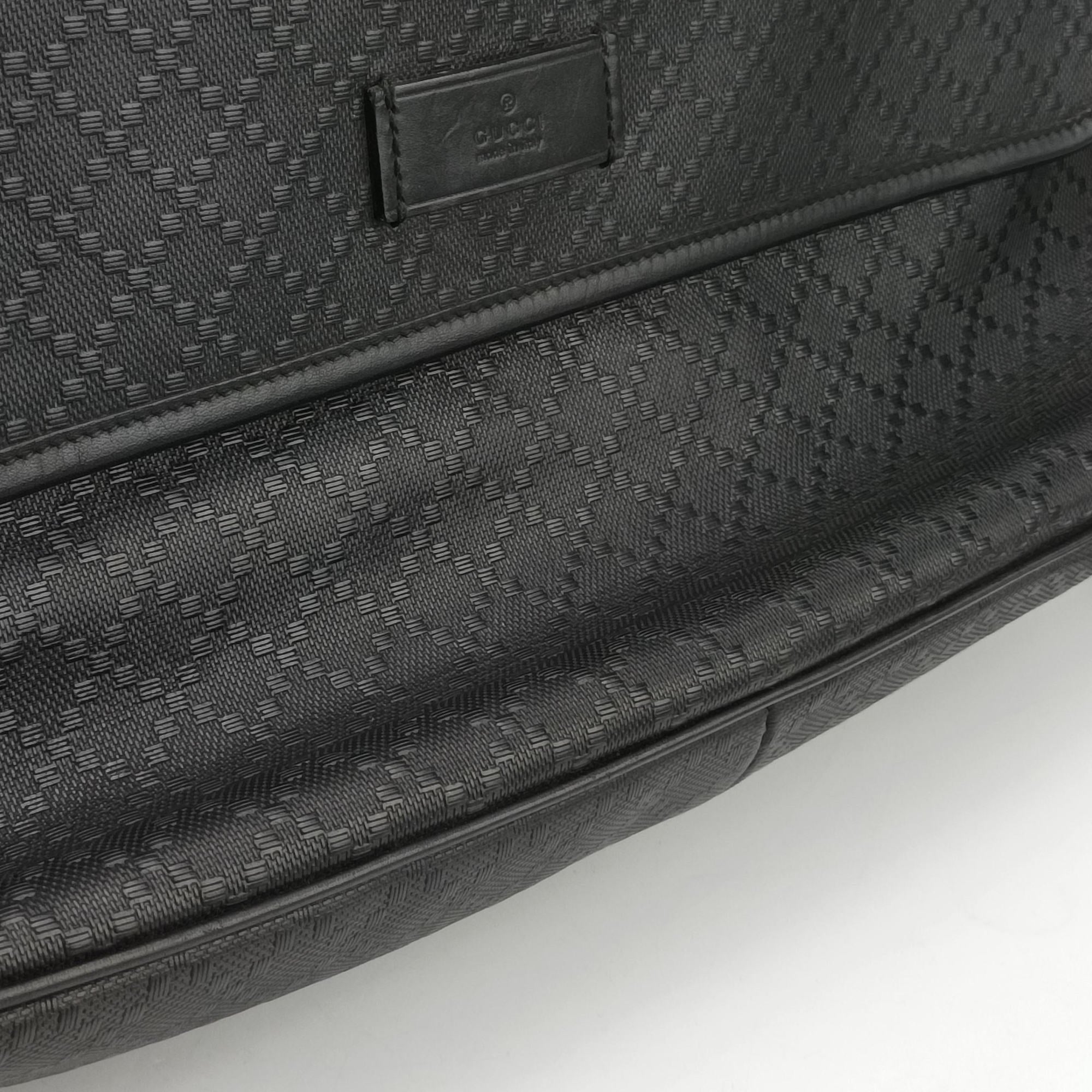 Guccissima Messenger Black Leather 223665 A011389922グッチッシマ メッセンジャー ブラック レザー 223665 A011389922