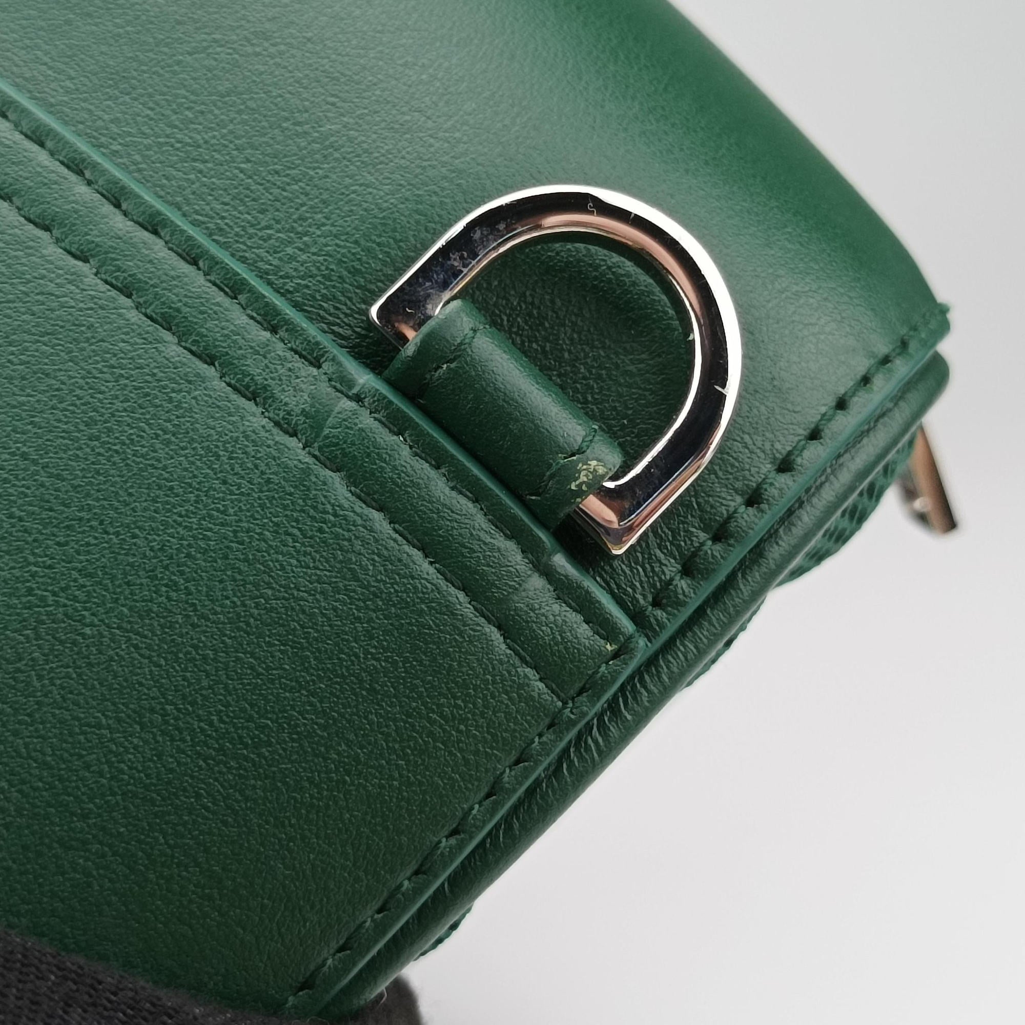 Dior World Tour Capsule Green Leather 29-BO-0231Xディオール ワールド ツアー カプセル グリーン レザー 29-BO-0231X