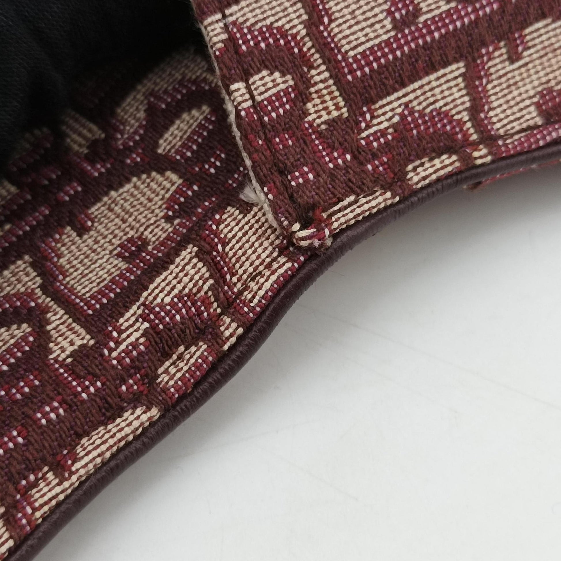 Saddle Red jacquard 50-MA-0149サドル レッド ジャガード 50-MA-0149