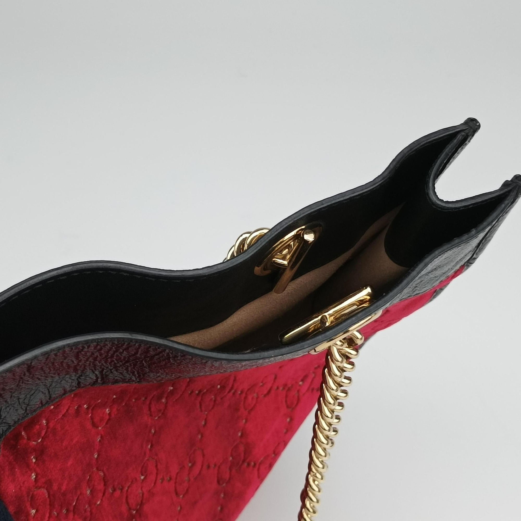 Rajah Red × Black velour × Leather 537219 C027641824ラジャ レッド × ブラック ベロア × レザー 537219 C027641824