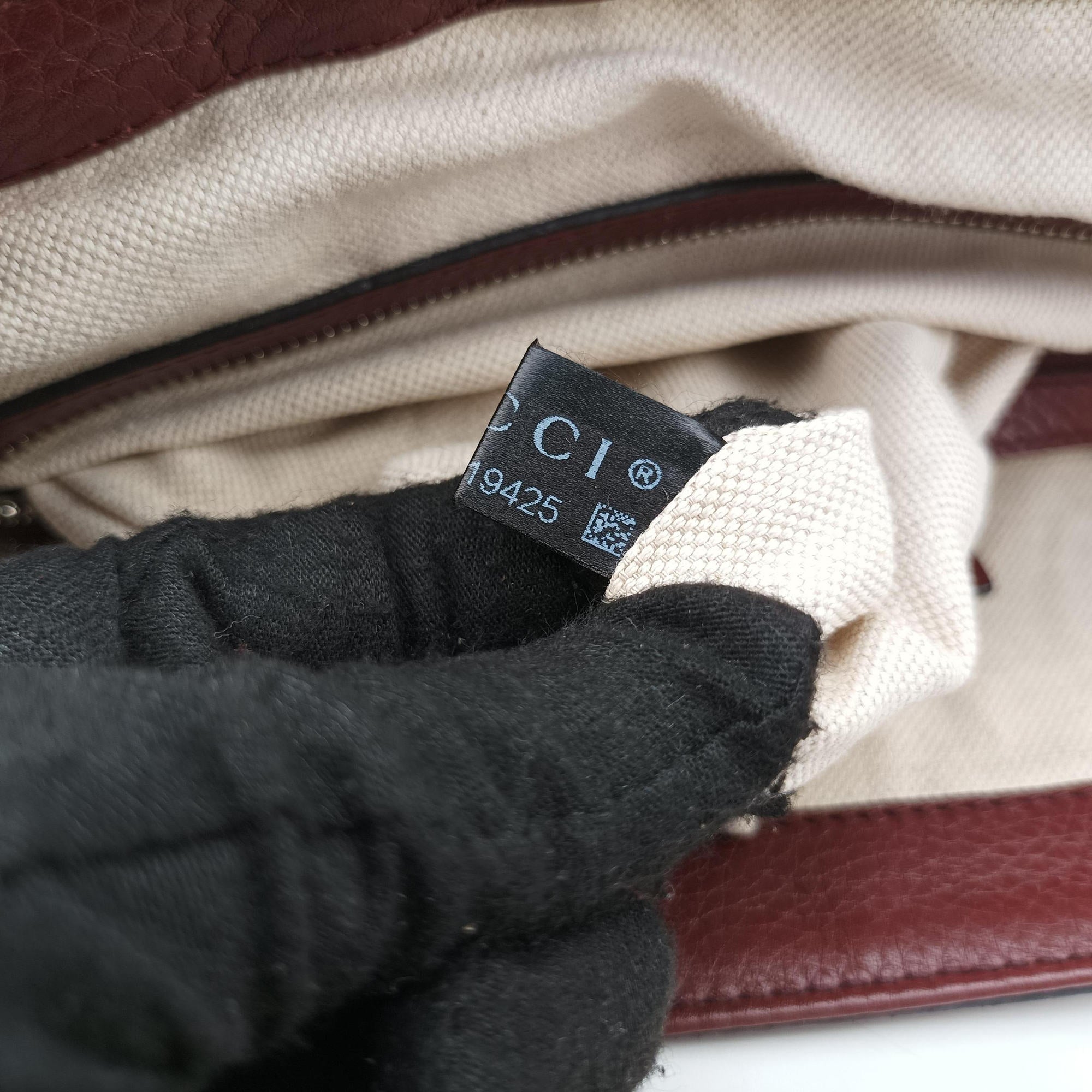 Interlocking G Logo Soho Messenger Burgundy Leather 322056 A014619425インターロッキングG ソーホー メッセンジャー ワインレッド レザー 322056 A014619425