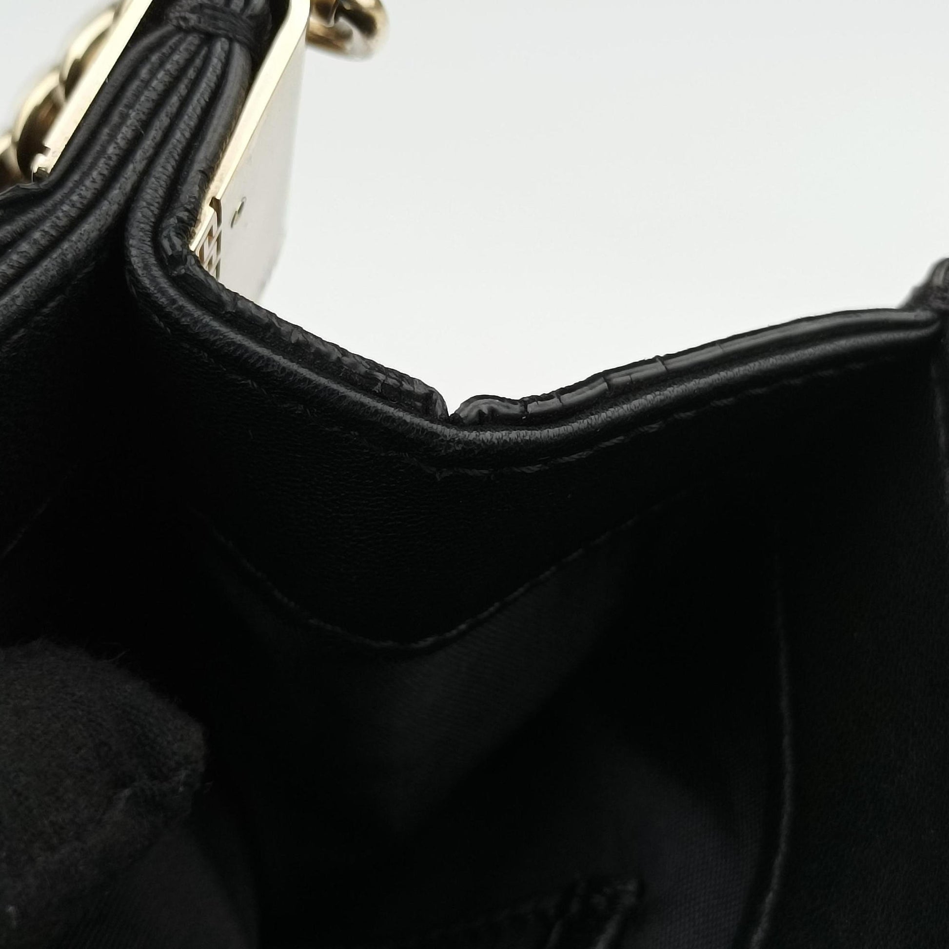 La Medusa Black Leather CLG 187 204 720 965ラ メデューサ ブラック レザー CLG 187 204 720 965