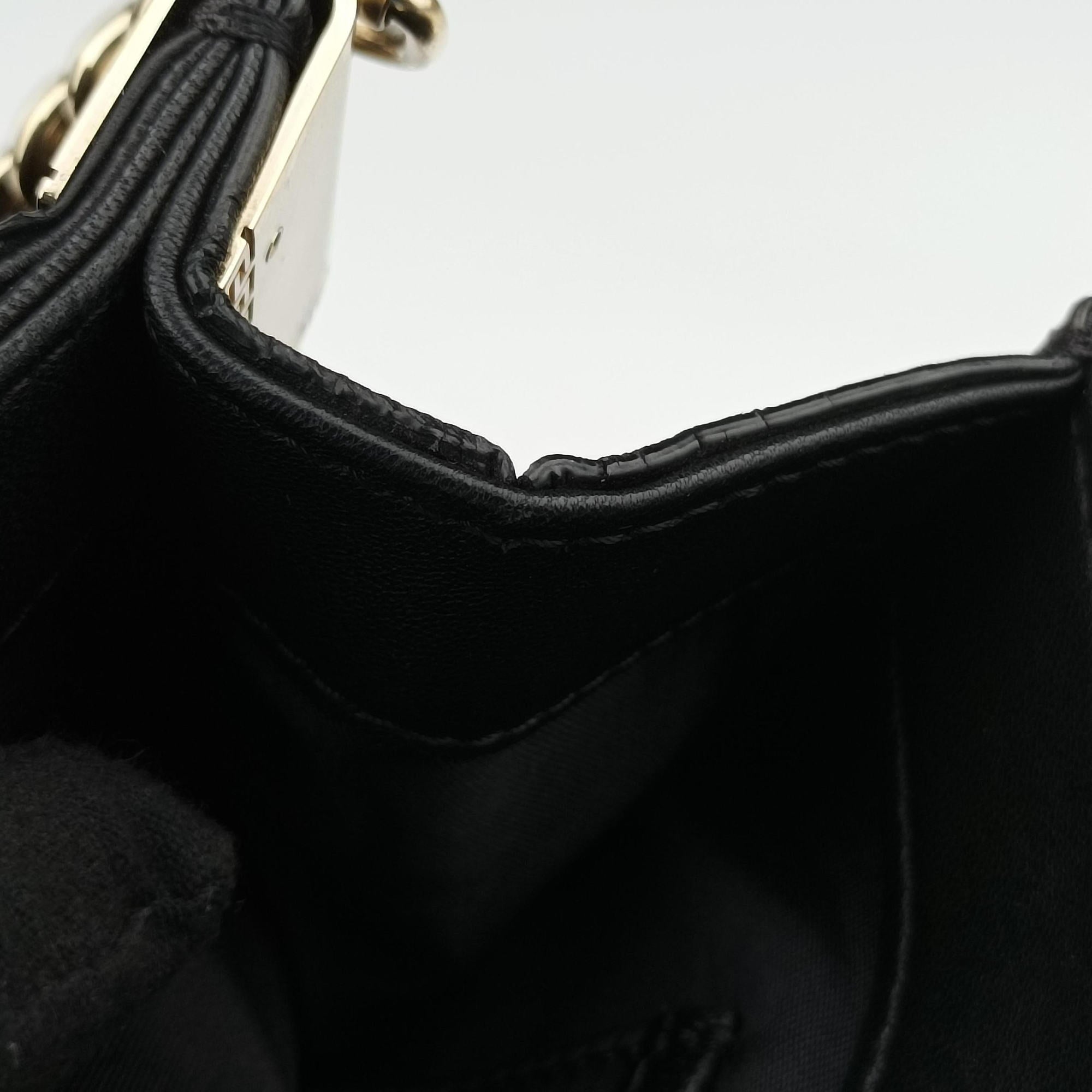 La Medusa Black Leather CLG 187 204 720 965ラ メデューサ ブラック レザー CLG 187 204 720 965