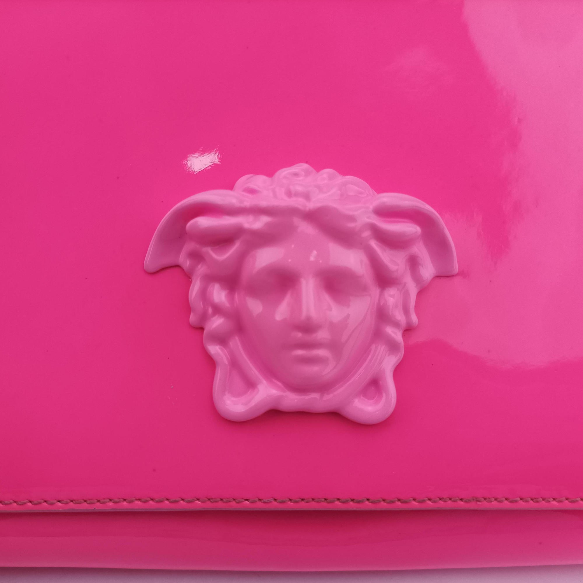 Medusa Rose Patent CLG 803 962 810 074メデューサ ローズ レッド パテント CLG 803 962 810 074