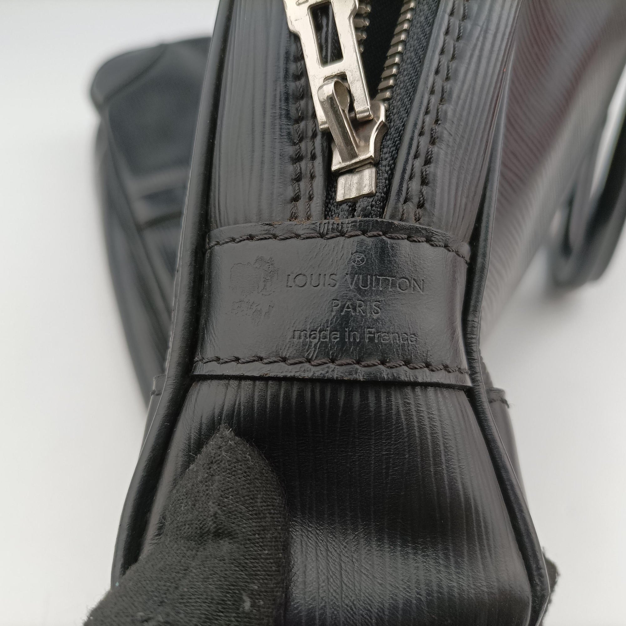 Porto Document Voyage Black Epi M59162 BA1182ポルトドキュメントボヤージュ ブラック エピ M59162 BA1182