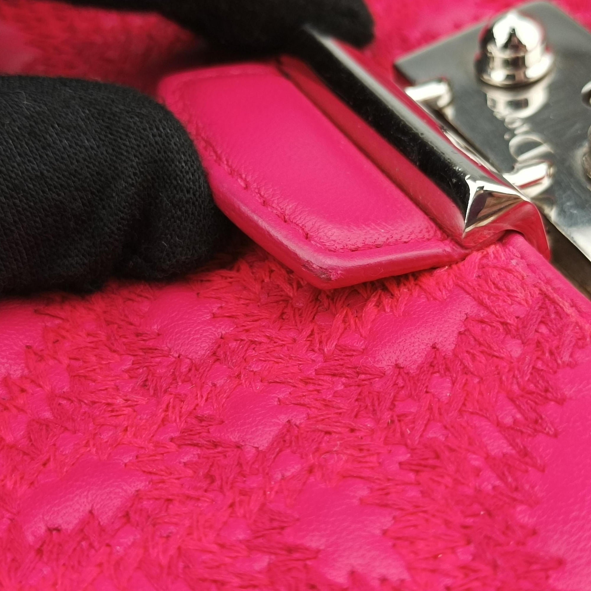 Miss Dior CANNAGE New Lock Rose lambskin 12-MA-1123ミス ディオール カナージュ ニューロック ローズ レッド ラムスキン 12-MA-1123
