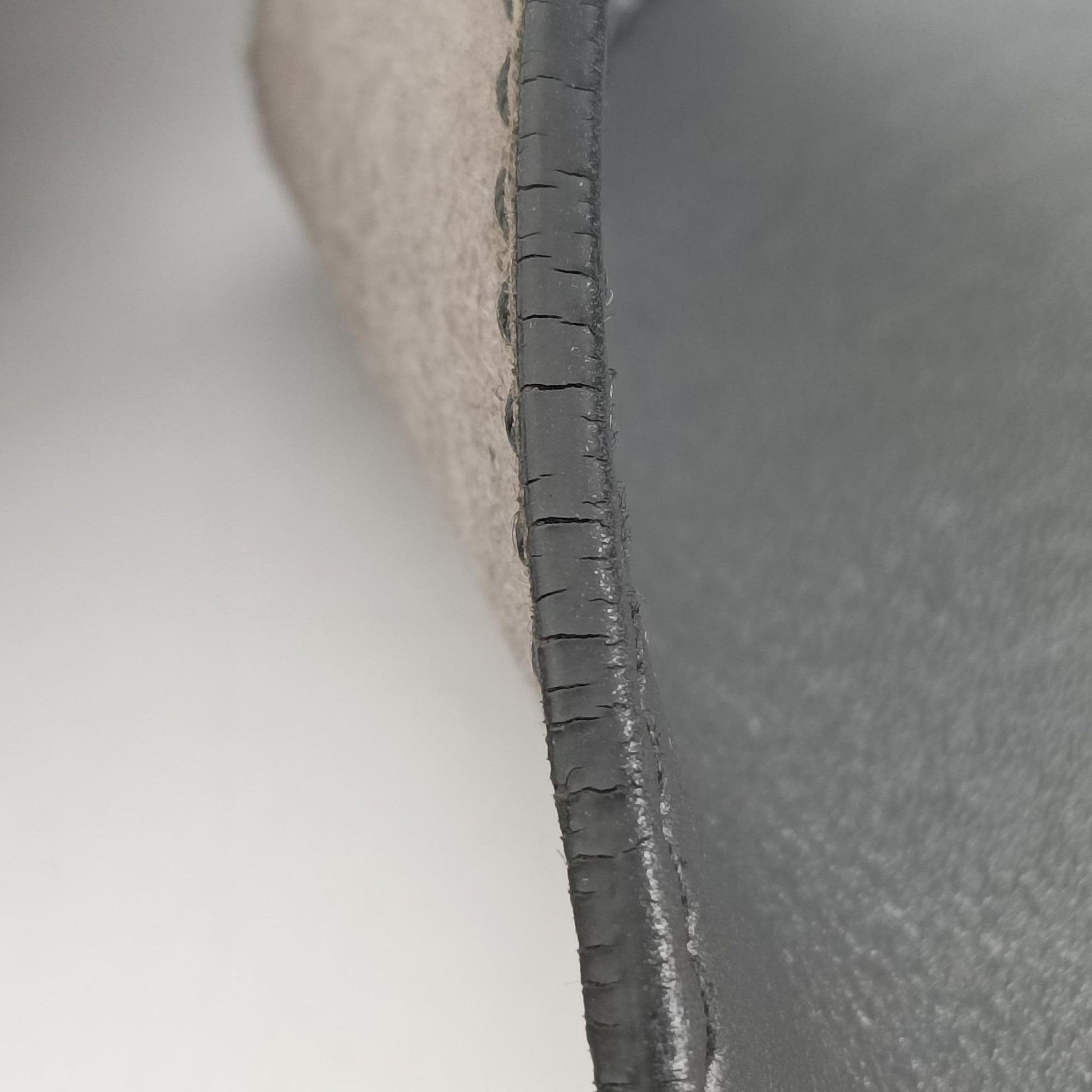 Diorevolution Silver Leather 19-MA-0147ディオール エボリューション フラップ シルバー レザー 19-MA-0147
