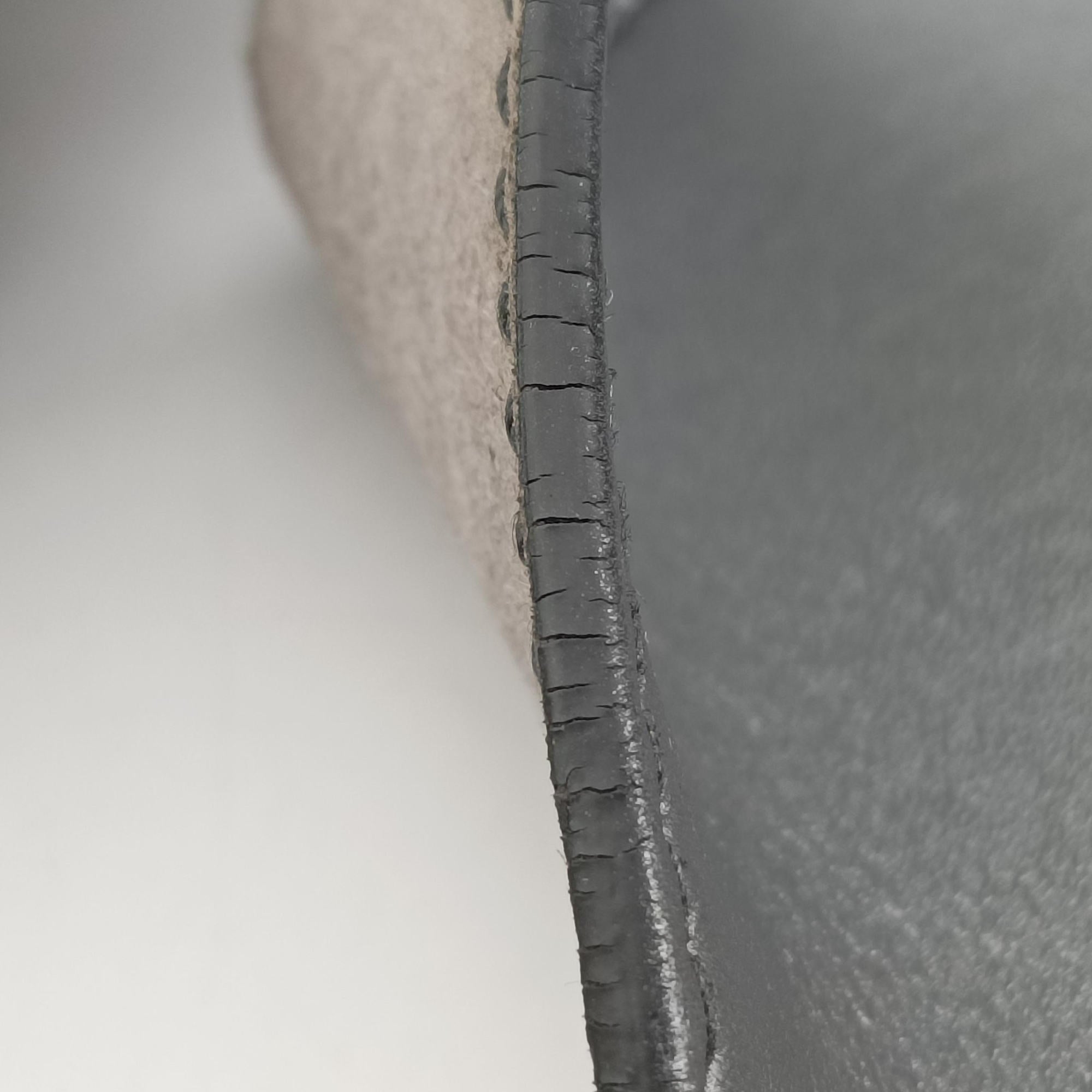 Diorevolution Silver Leather 19-MA-0147ディオール エボリューション フラップ シルバー レザー 19-MA-0147