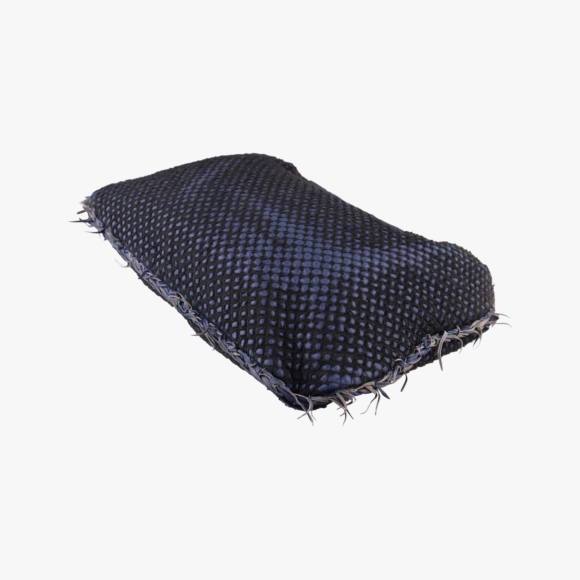 Intrecciato Navy lambskin B00604376Pイントレチャート ネイビー ラムスキン B00604376P