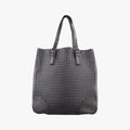 Intrecciato Shopper Acatl Grey lambskin B01745676Gイントレチャート ショッパー アキャトル グレー ラムスキン B01745676G