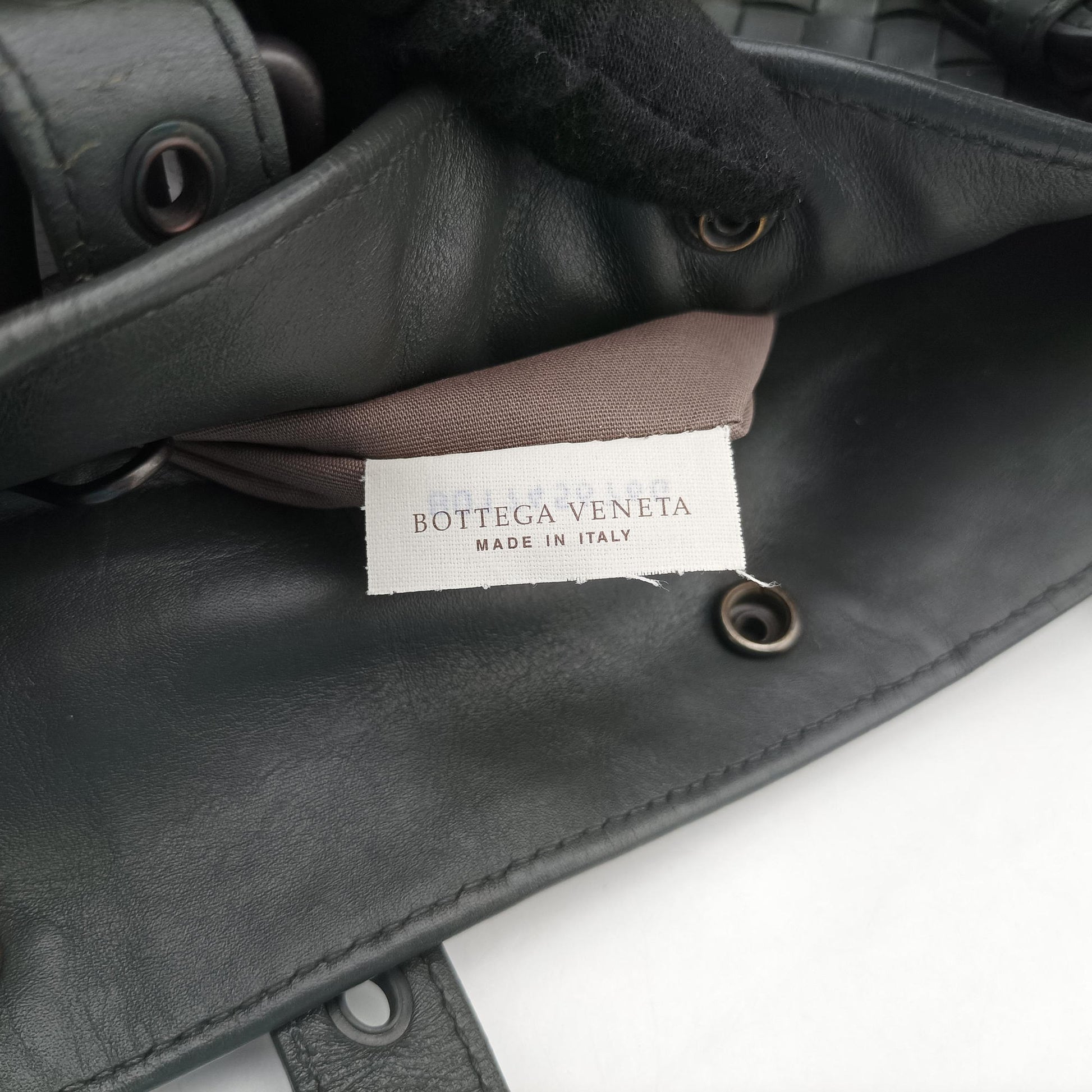 Intrecciato Shopper Acatl Grey lambskin B01745676Gイントレチャート ショッパー アキャトル グレー ラムスキン B01745676G