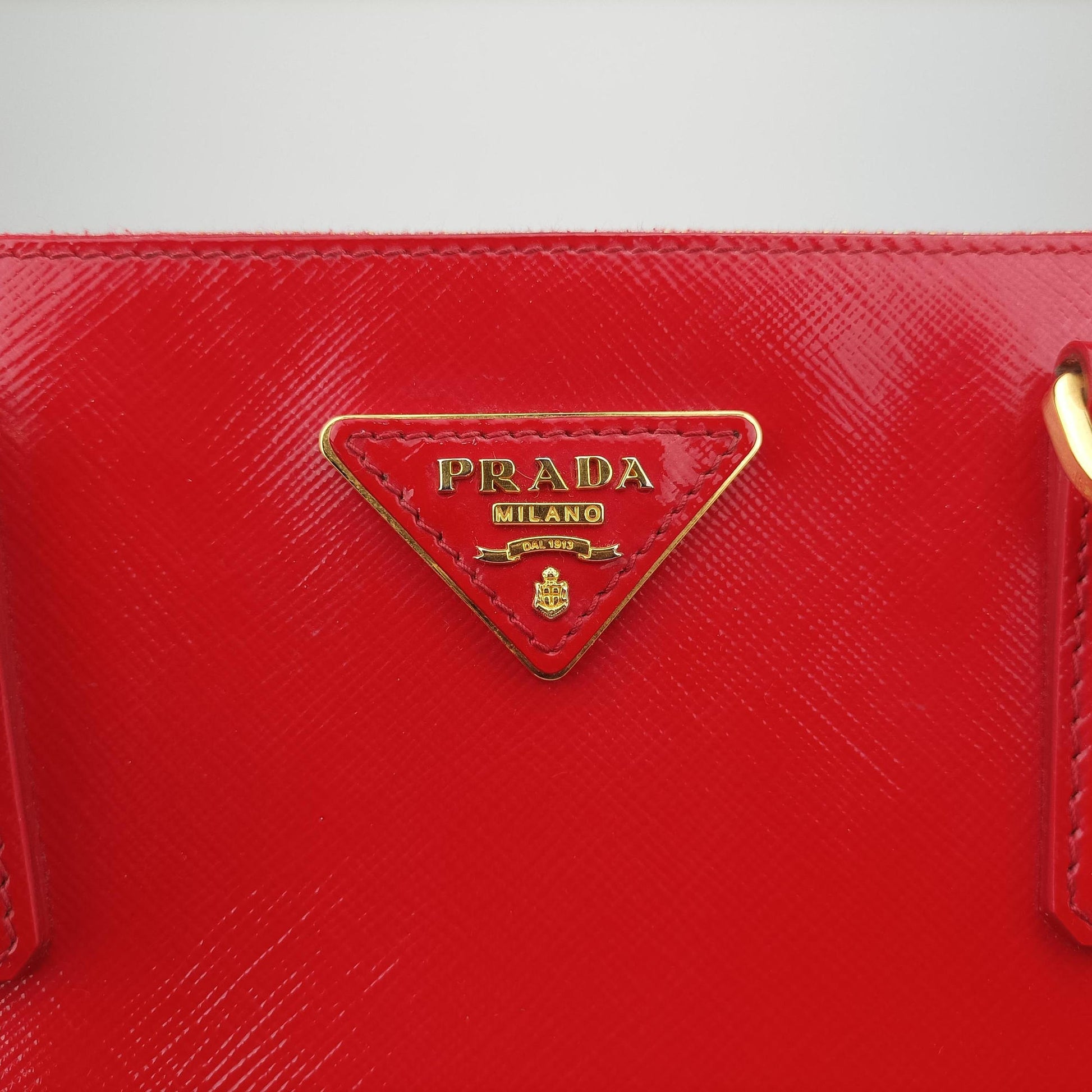 Galleria Red SAFFIANO Patent BN1801 110ガレリア レッド サフィアーノ パテント BN1801 110