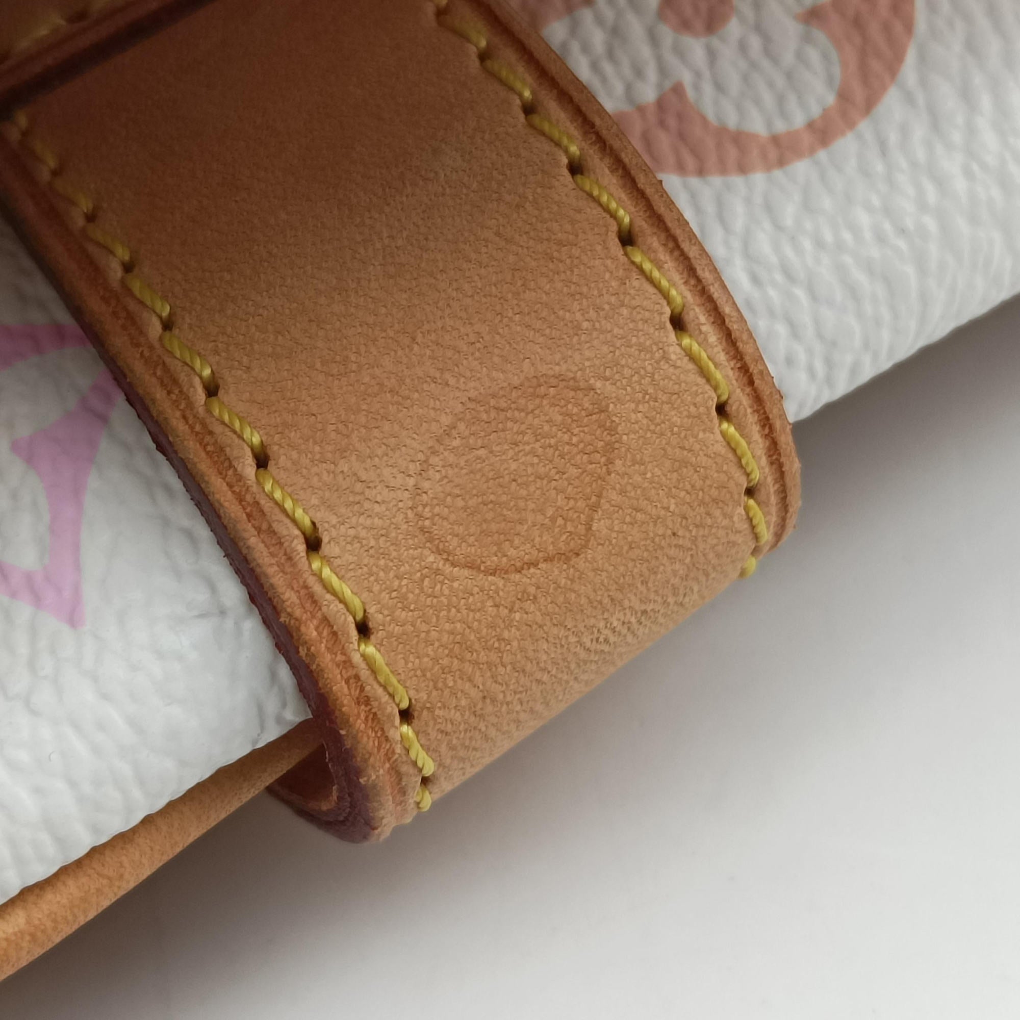 CLAUDIA white Monogram Multicolor M40193 Lot number unknownクラウディア ブロン モノグラム マルチカラー M40193 製番不明