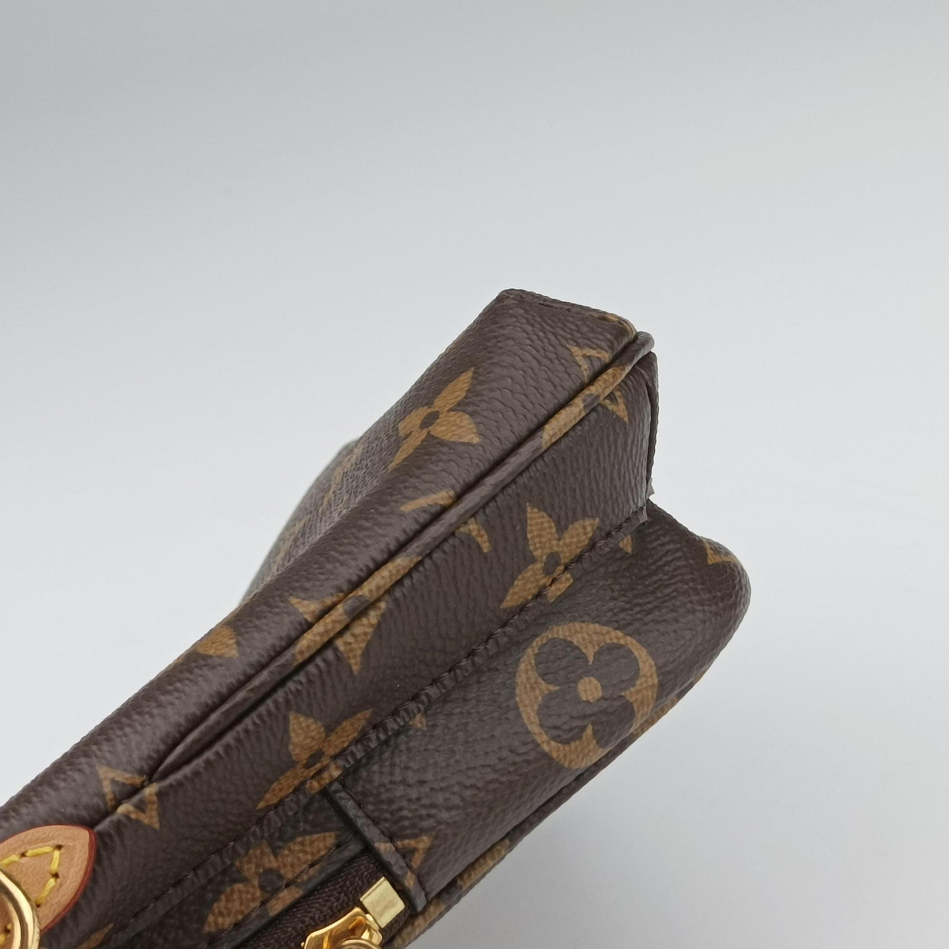 Utility Phone Sleeve Brown Monogram Canvas M80746 IC Chipユーティリティ モノグラム/ブラウン モノグラムキャンバス M80746 ICチップ