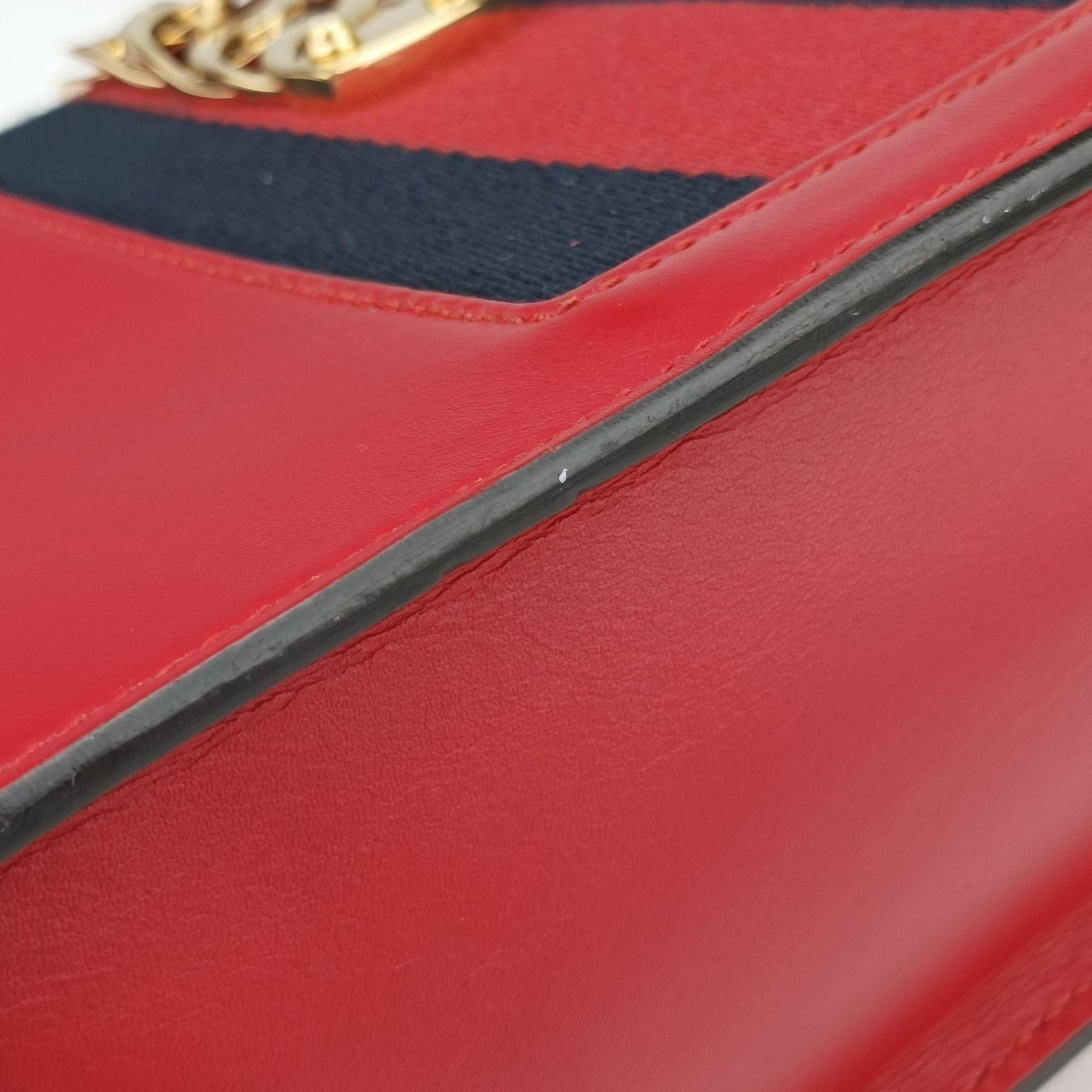 Sylvie Red×navy Leather 421882 D022289772シルヴィ レッド×ネイビー レザー 421882 D022289772