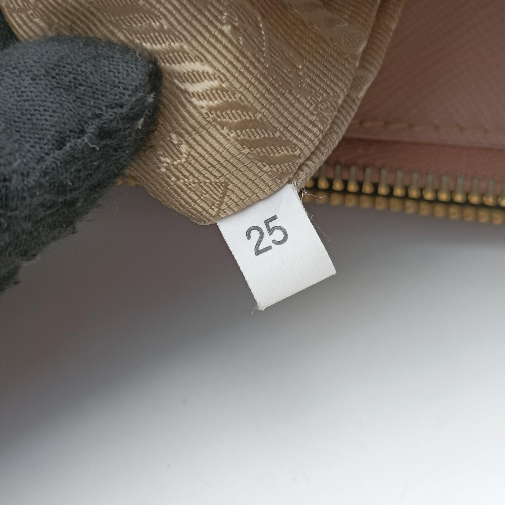 Galleria Pink SAFFIANO Leather BN2274 25ガレリア ピンク サフィアーノレザー BN2274 25