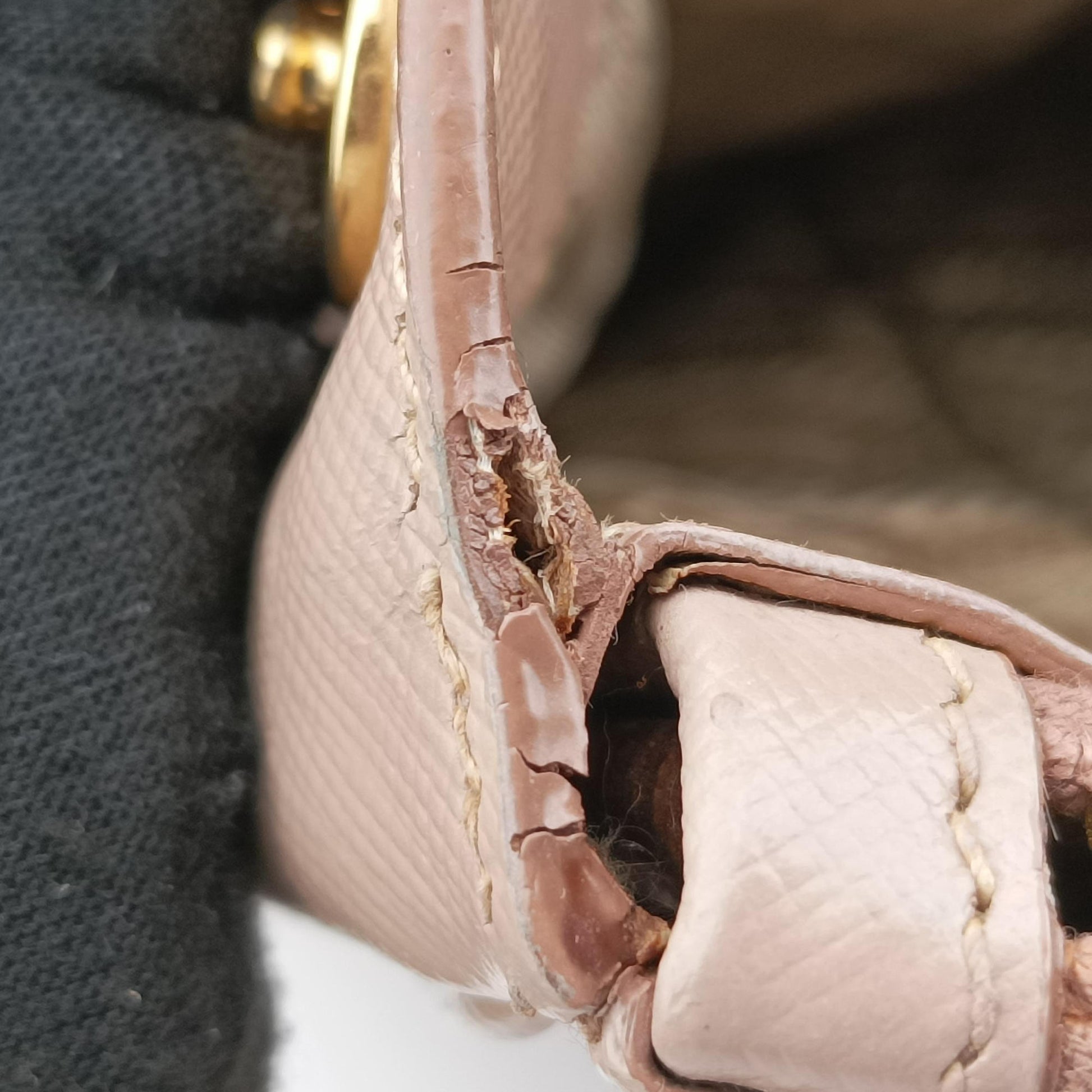 Galleria Pink SAFFIANO Leather BN2274 25ガレリア ピンク サフィアーノレザー BN2274 25