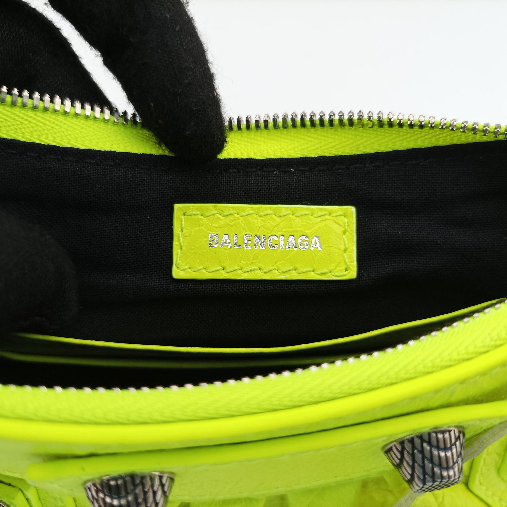 Le Cagole YellowGreen lambskin 695814.7206.R.493075ルカゴール イエローグリーン ラムスキン 695814.7206.R.493075