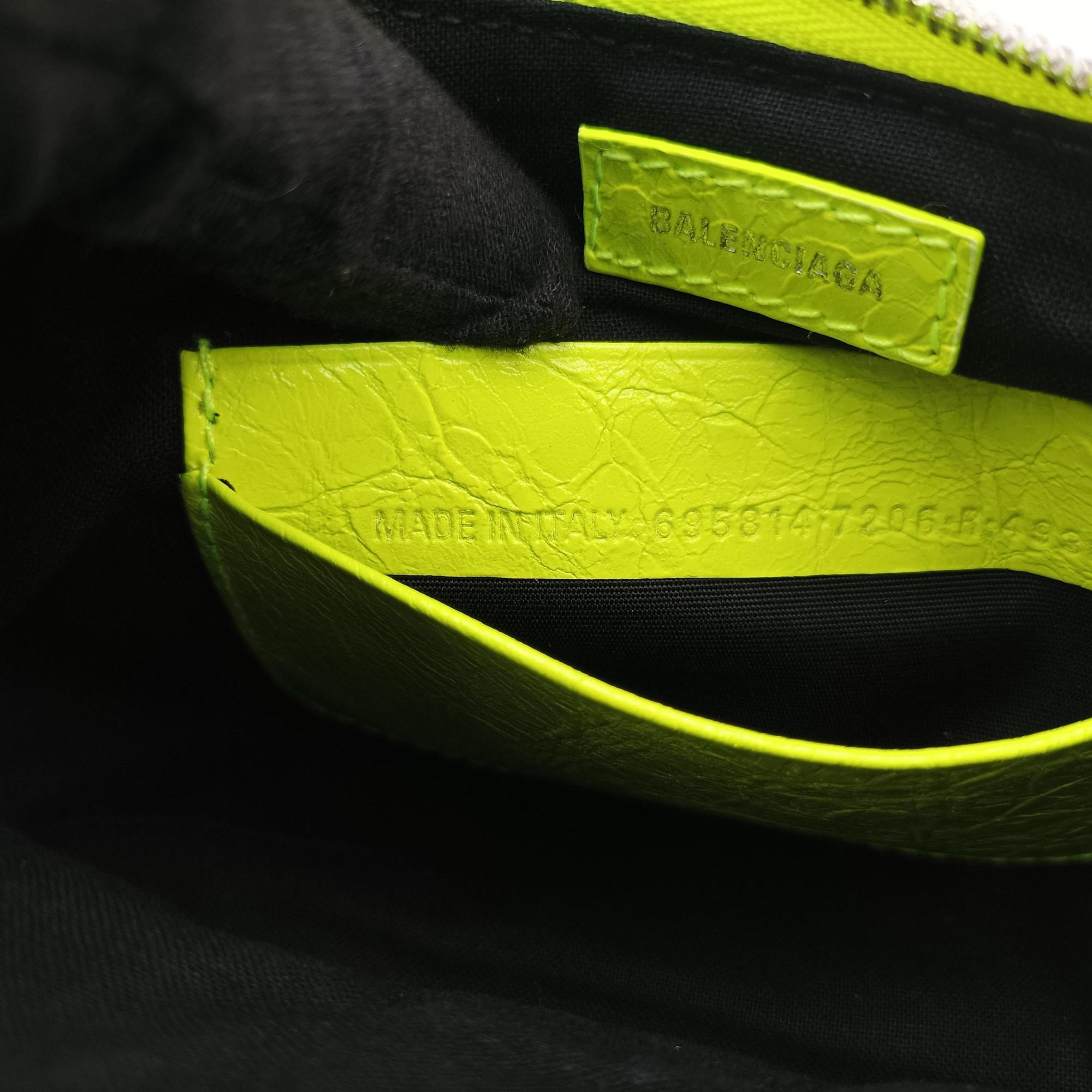 Le Cagole YellowGreen lambskin 695814.7206.R.493075ルカゴール イエローグリーン ラムスキン 695814.7206.R.493075