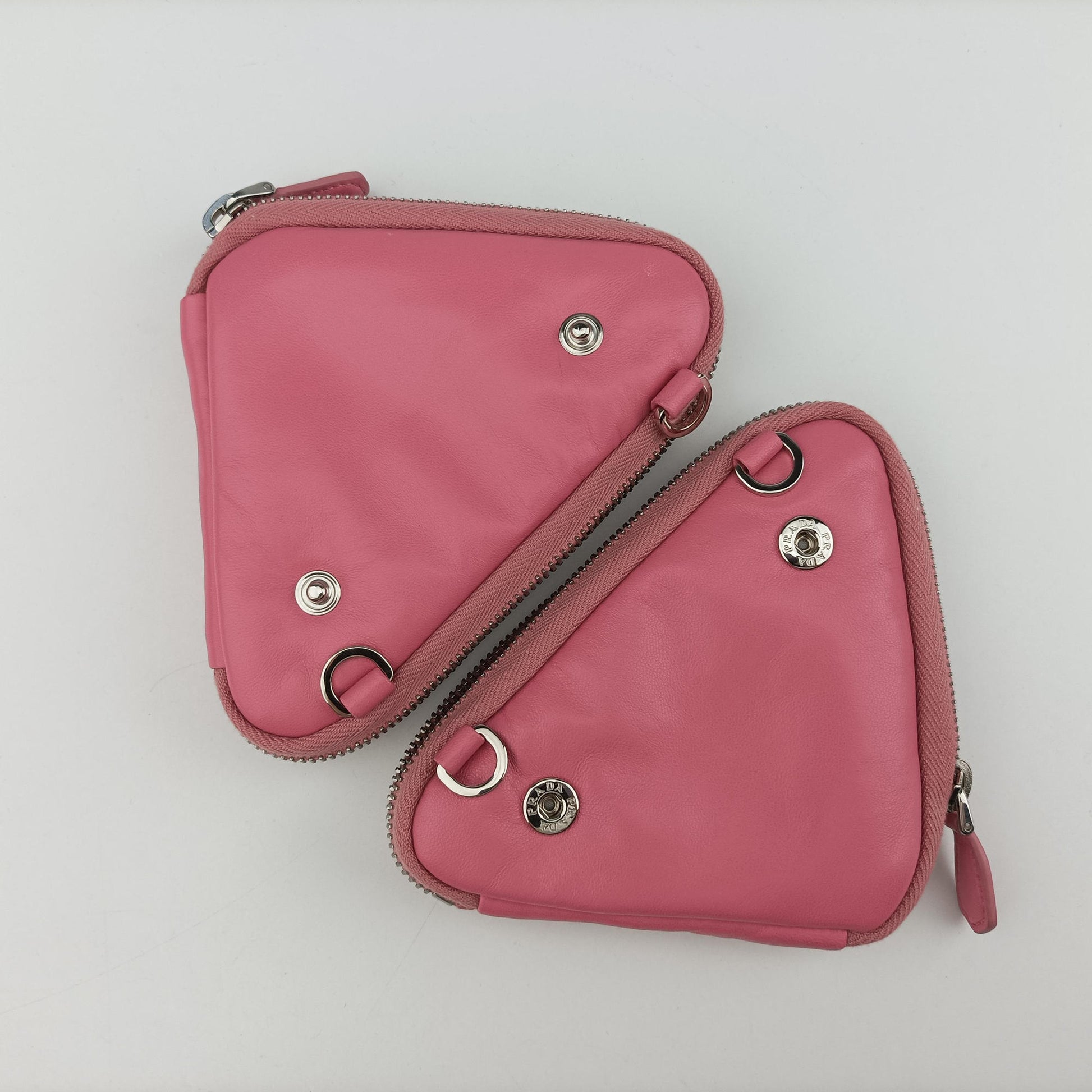 Triangle mini Pink Leather 1NR015 62トライアングル ミニ ピンク レザー 1NR015 62