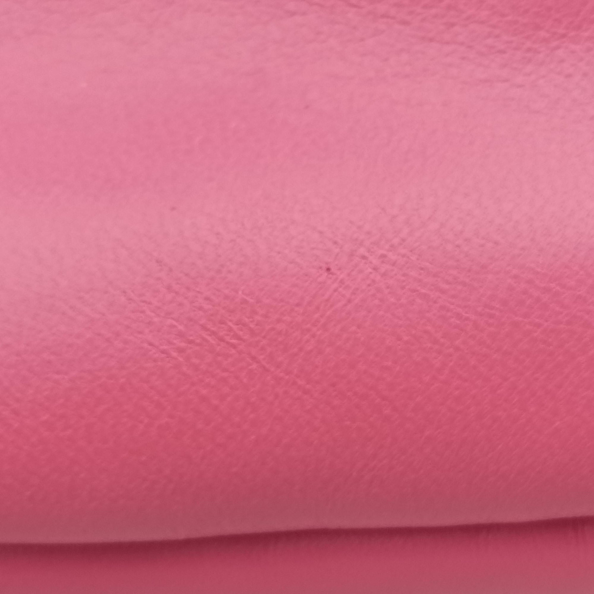 Triangle mini Pink Leather 1NR015 62トライアングル ミニ ピンク レザー 1NR015 62