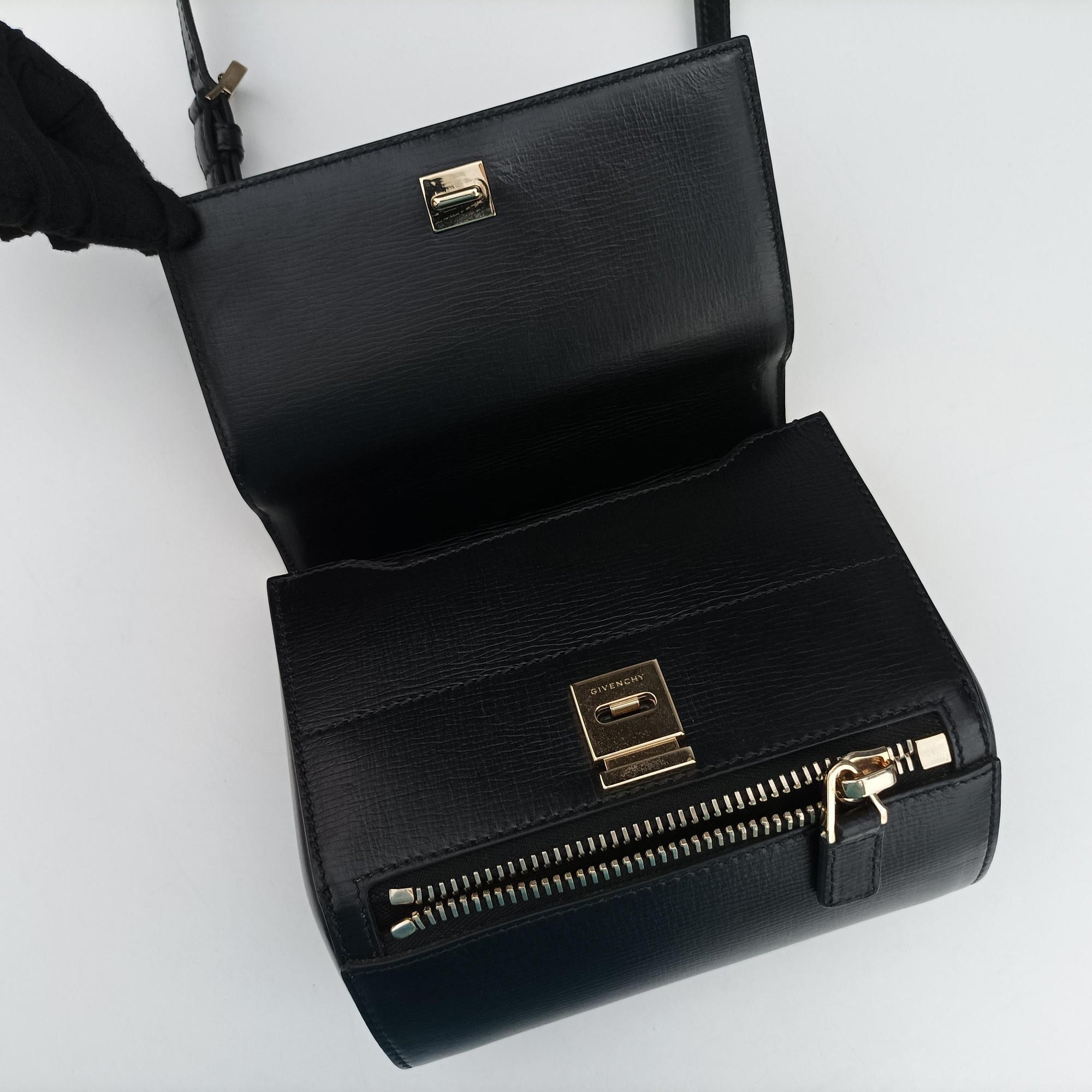 Pandora Black Leather TE1103パンドラ ブラック レザー TE1103