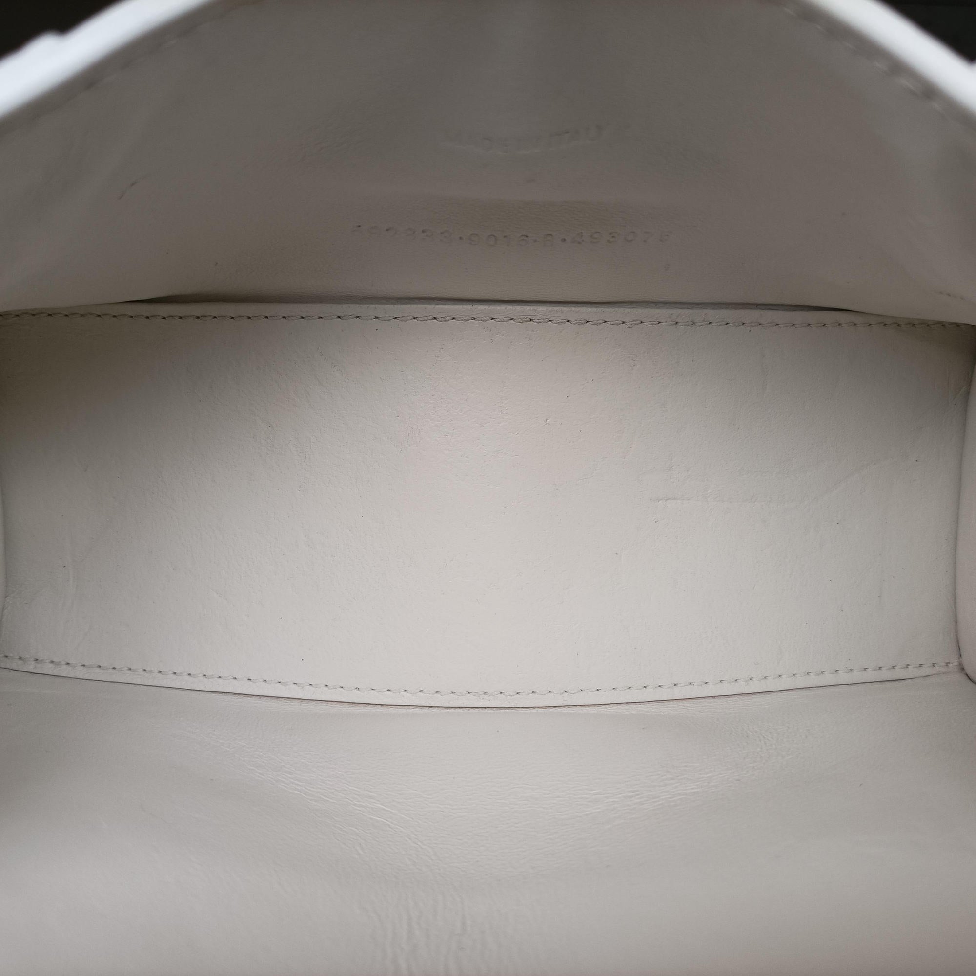 Hourglass mini White leather 592833.9016.R.493075アワーグラス ミニ ホワイト レザー 592833.9016.R.493075