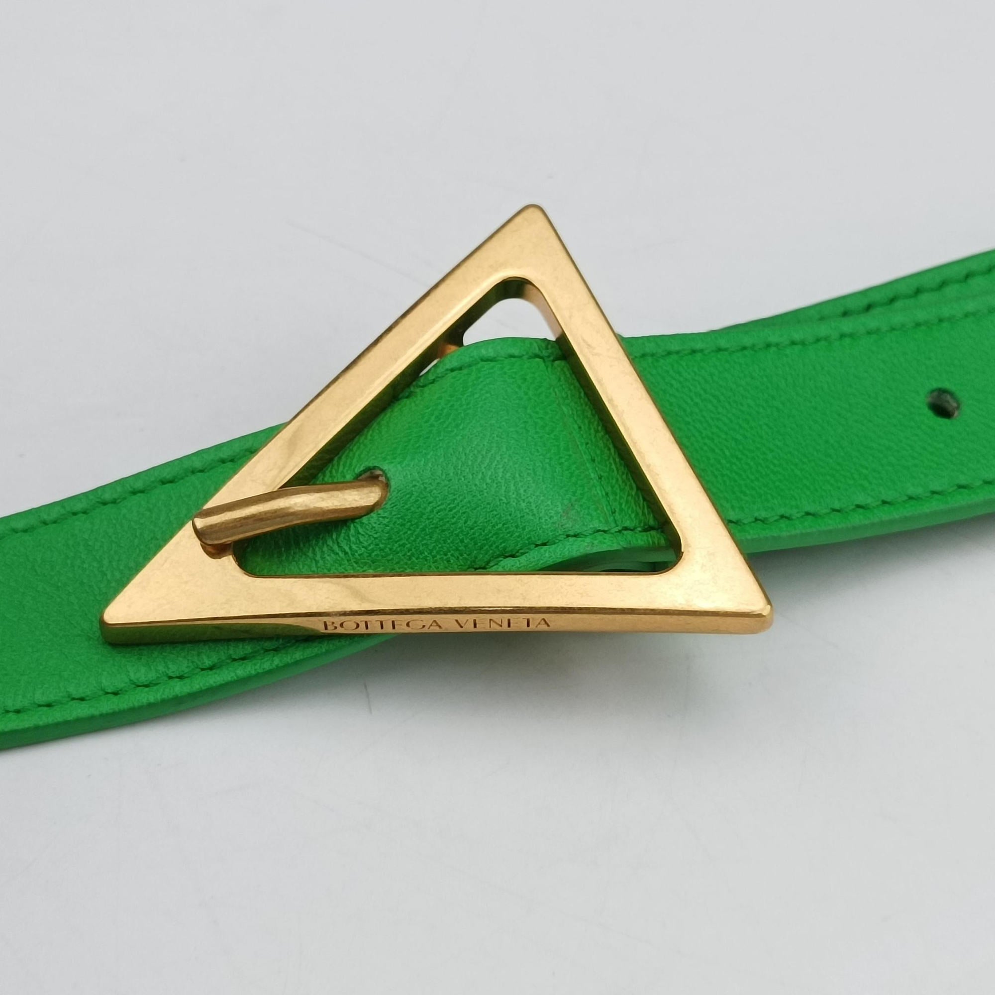 Padded Cassette Green lambskin B09349835Zパデッド カセット グリーン ラムスキン B09349835Z