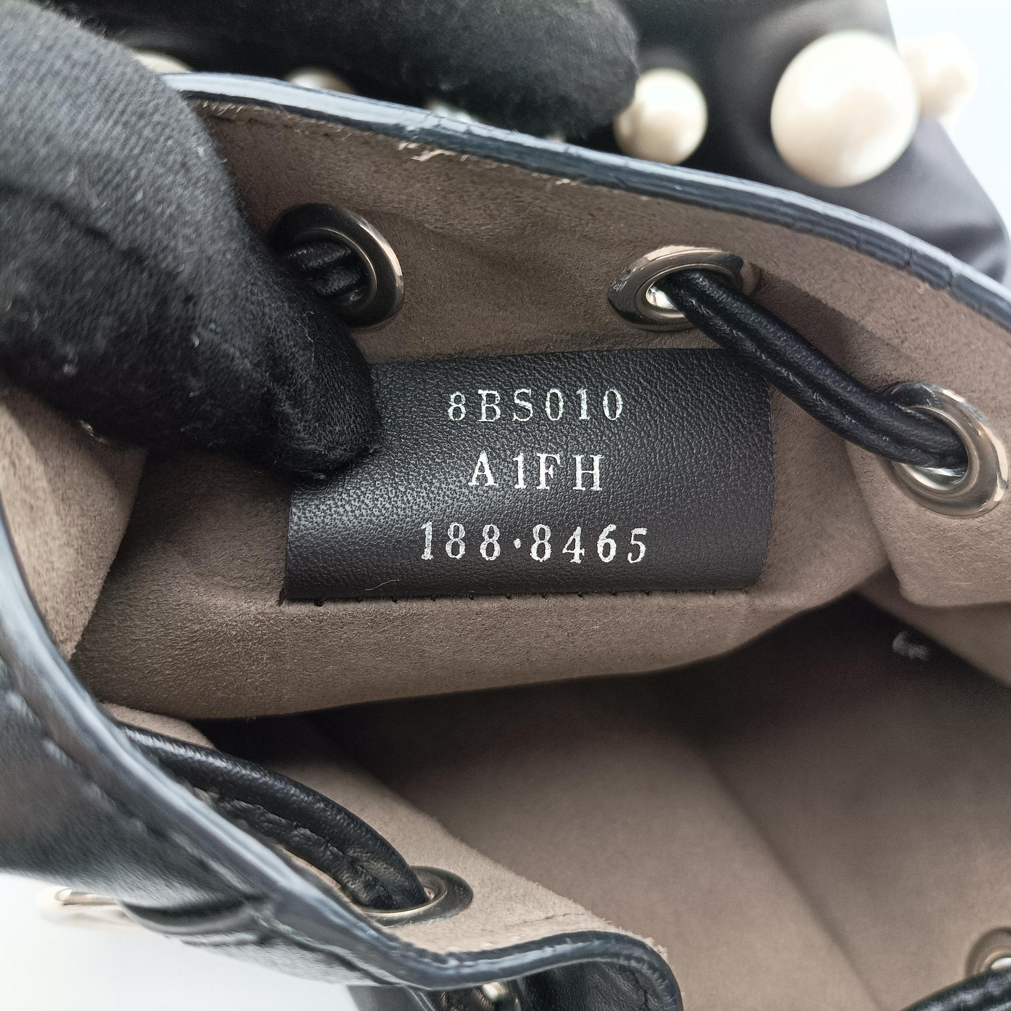 Mon Tresor Mini Bucket Black Leather 8BS010 8BS010 A1FH 188.8465ミニ モン トレゾール ブラック レザー 8BS010 8BS010 A1FH 188.8465