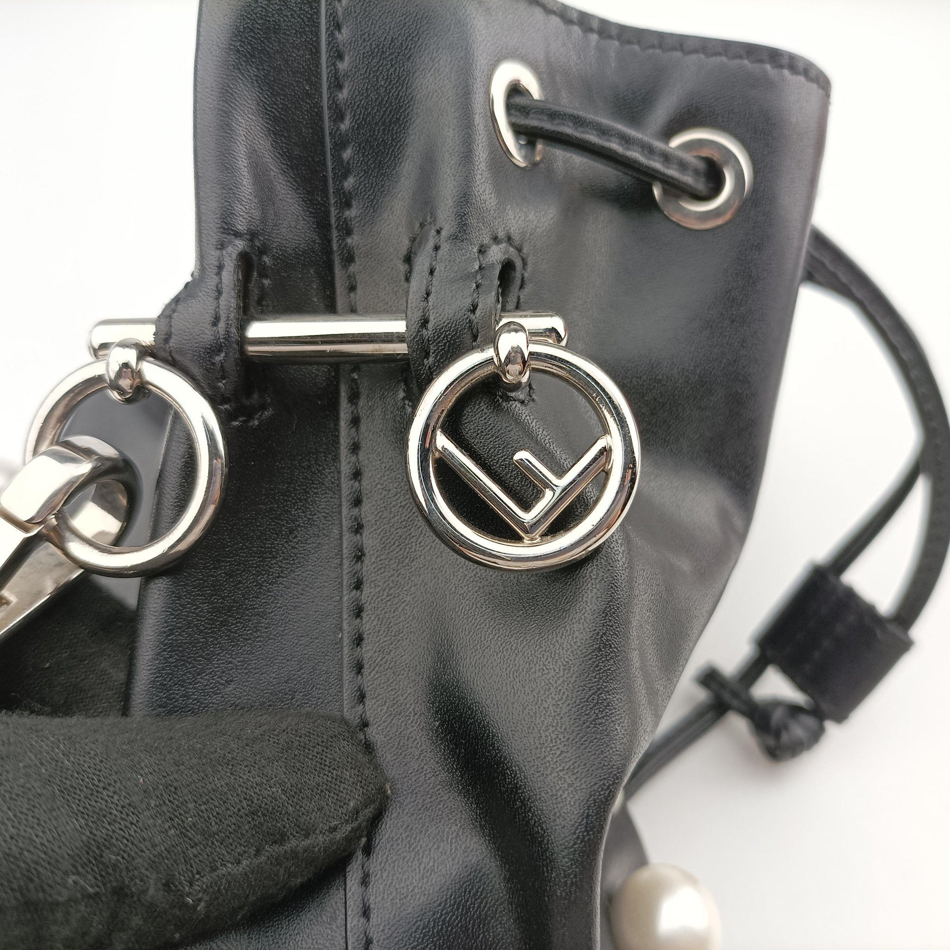 Mon Tresor Mini Bucket Black Leather 8BS010 8BS010 A1FH 188.8465ミニ モン トレゾール ブラック レザー 8BS010 8BS010 A1FH 188.8465
