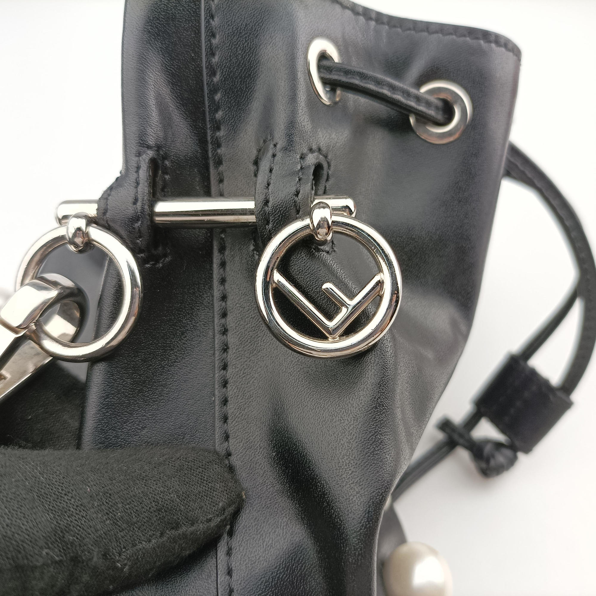 Mon Tresor Mini Bucket Black Leather 8BS010 8BS010 A1FH 188.8465ミニ モン トレゾール ブラック レザー 8BS010 8BS010 A1FH 188.8465