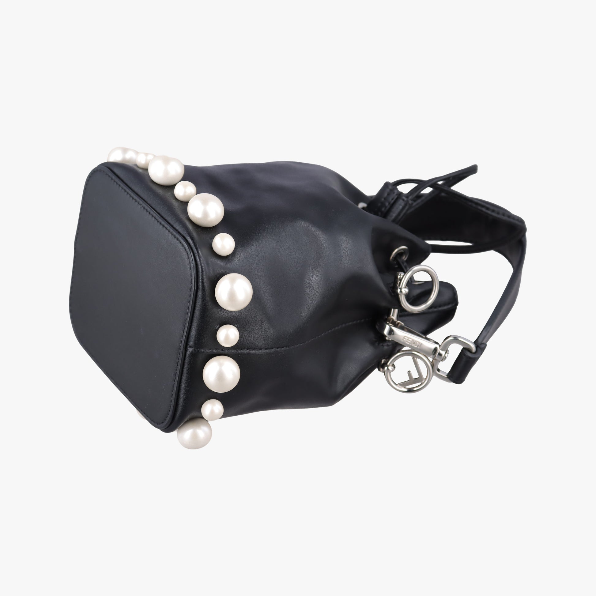 Mon Tresor Mini Bucket Black Leather 8BS010 8BS010 A1FH 188.8465ミニ モン トレゾール ブラック レザー 8BS010 8BS010 A1FH 188.8465