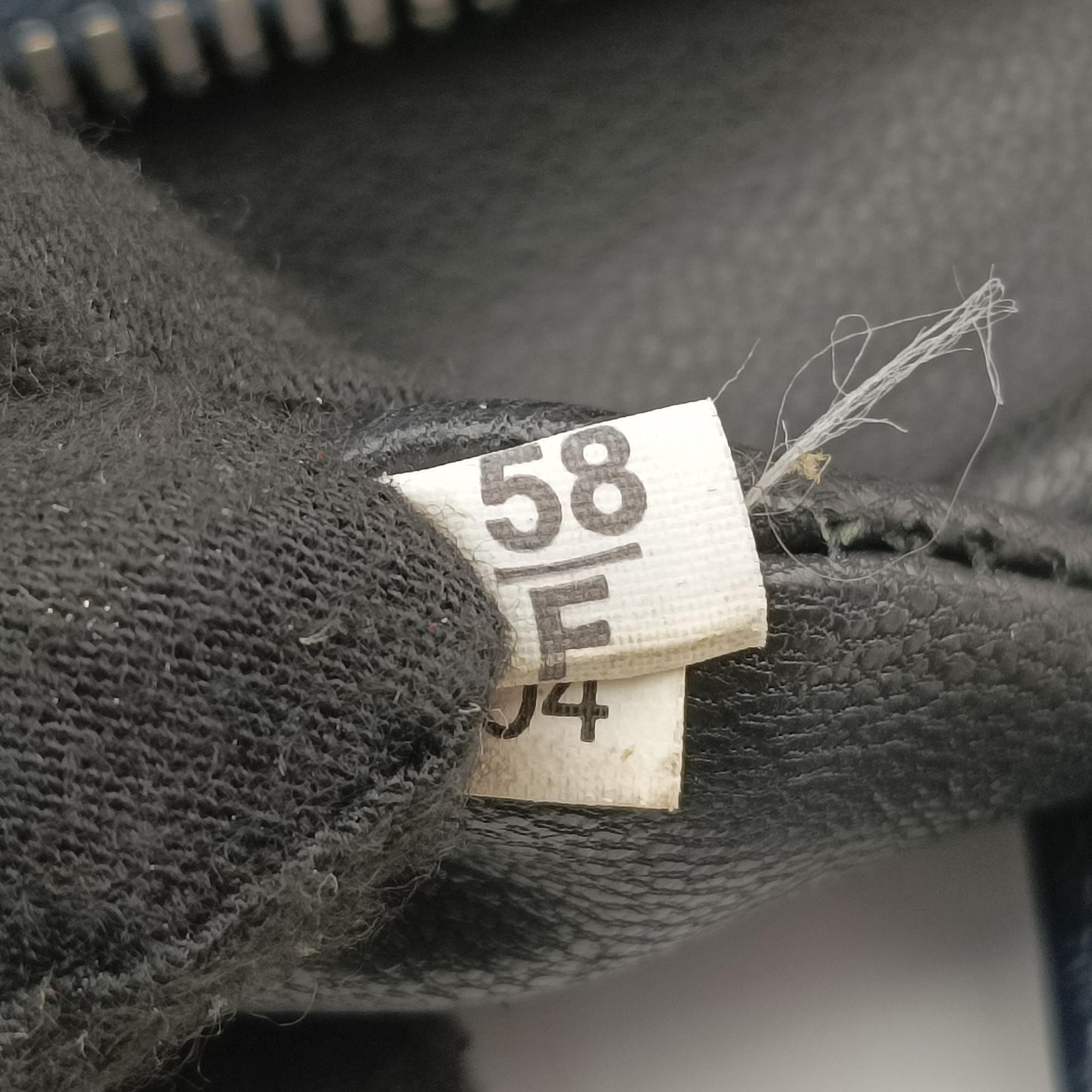 Triangle Logo Plate Navy Saffiano Leather 58/F 204三角 ロゴ プレート ネイビー サフィアーノレザー 58/F 204