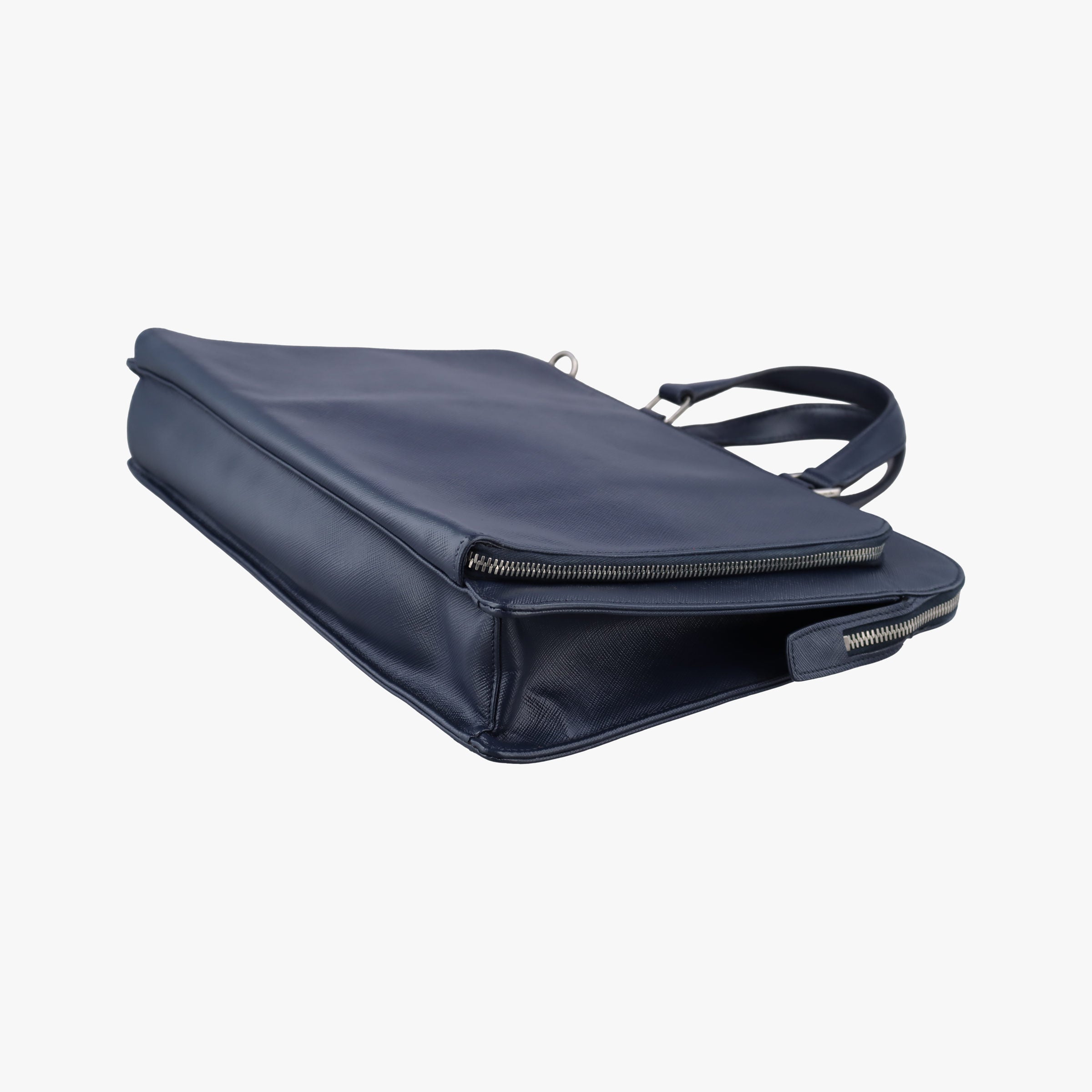 Triangle Logo Plate Navy Saffiano Leather 58/F 204三角 ロゴ プレート ネイビー サフィアーノレザー 58/F 204