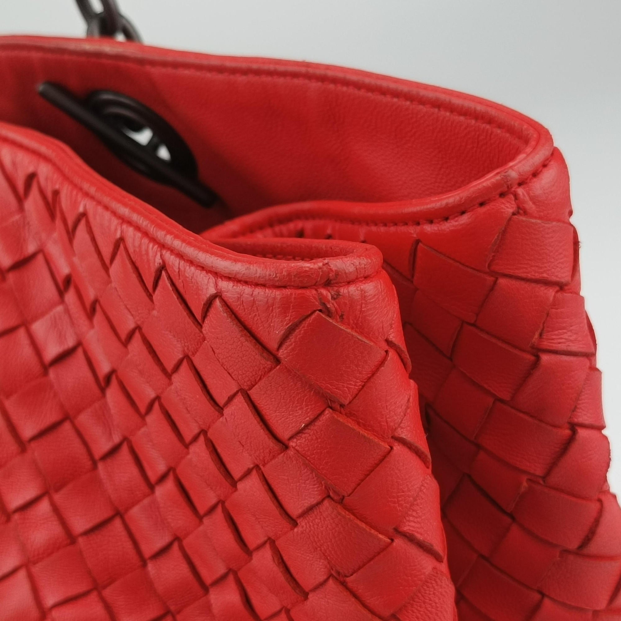 Intrecciato Red lambskin B04824135Qイントレチャート レッド ラムスキン B04824135Q